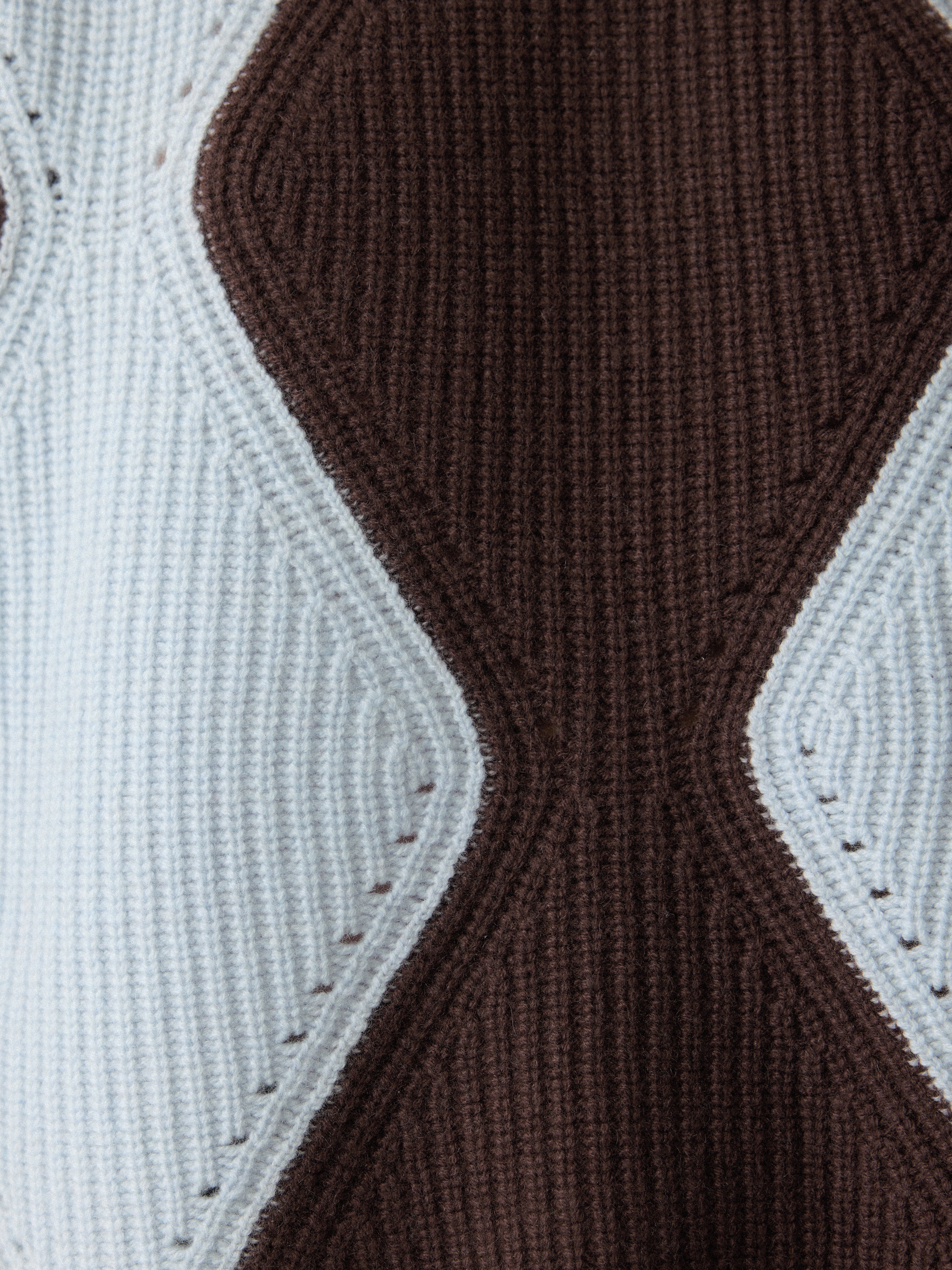 Argyle Diamond Jumper | Brown - Image 5