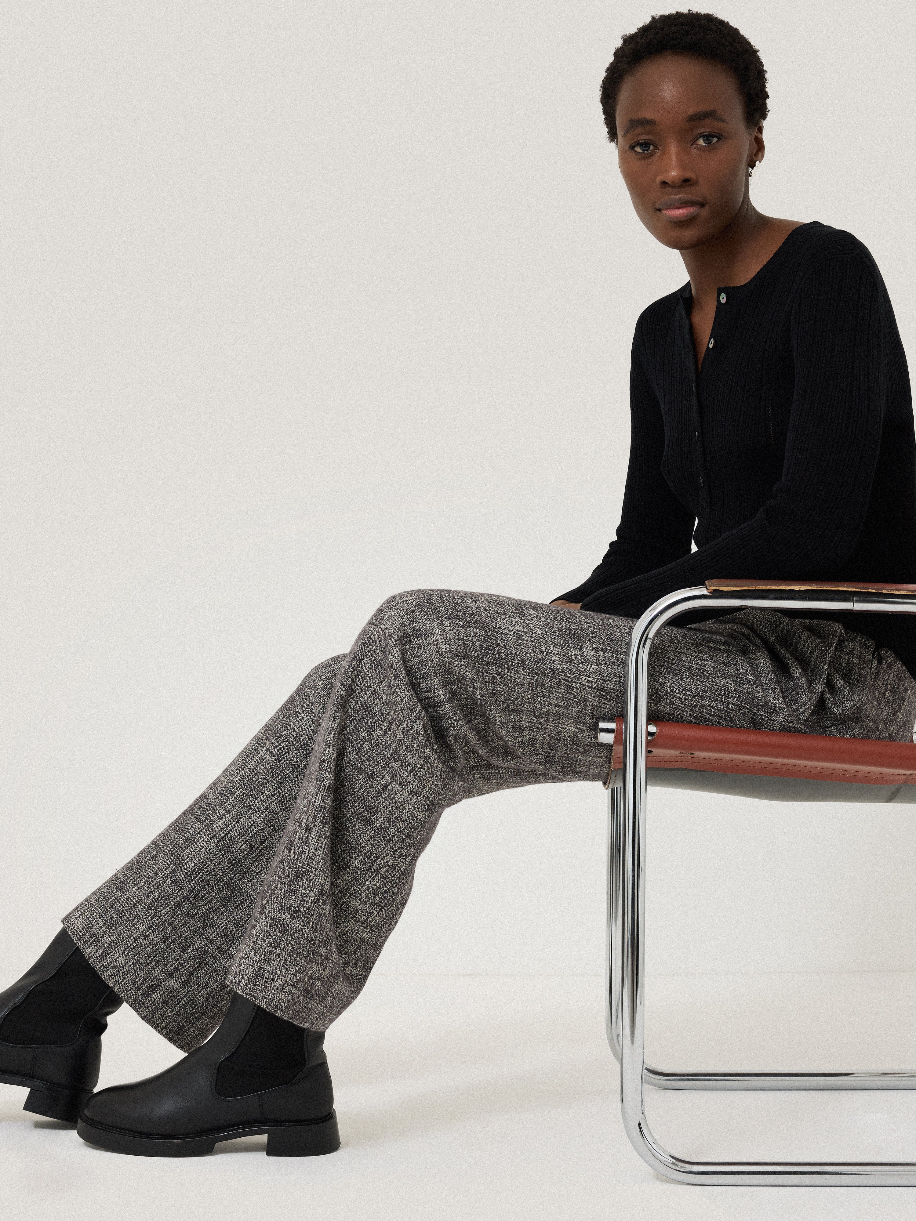 Blake Boucle Trouser | Grey - Image 4