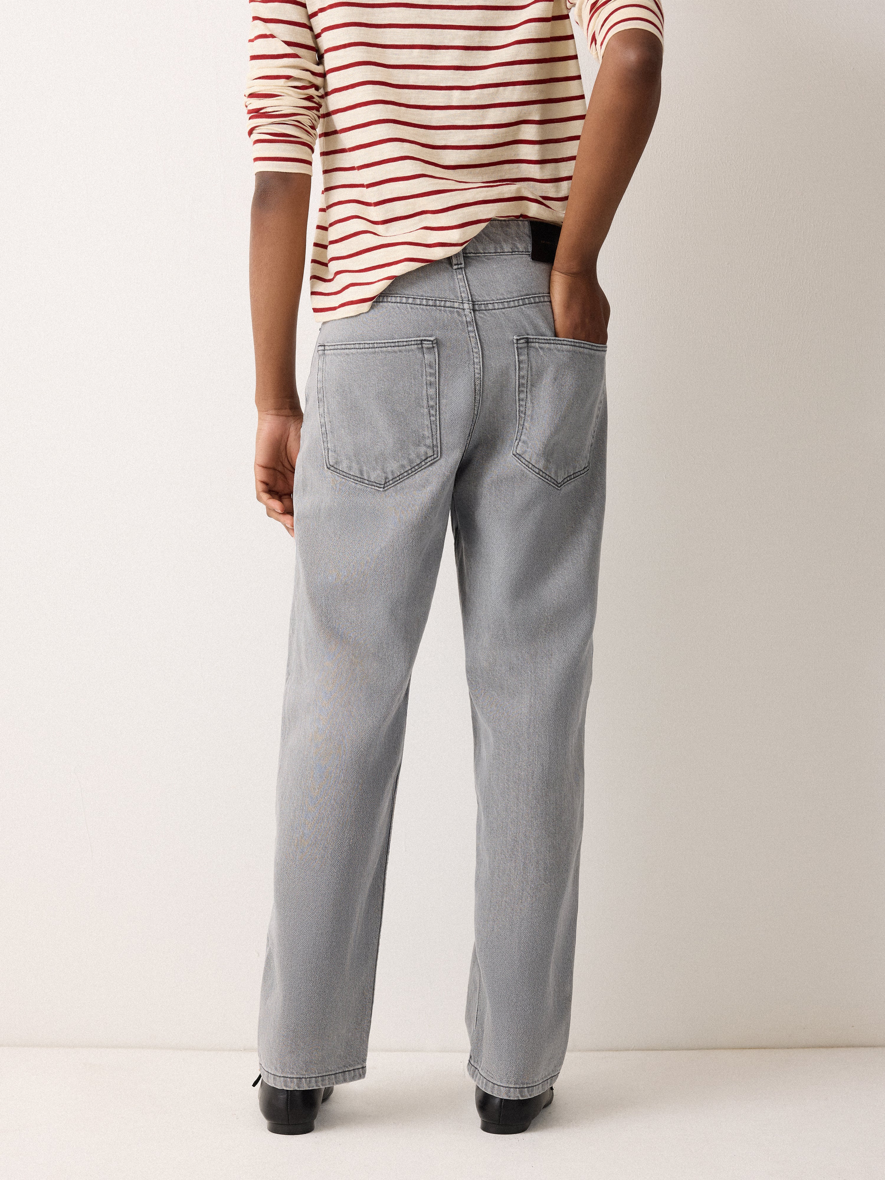 Carter Straight Leg Jean | Grey - Image 4