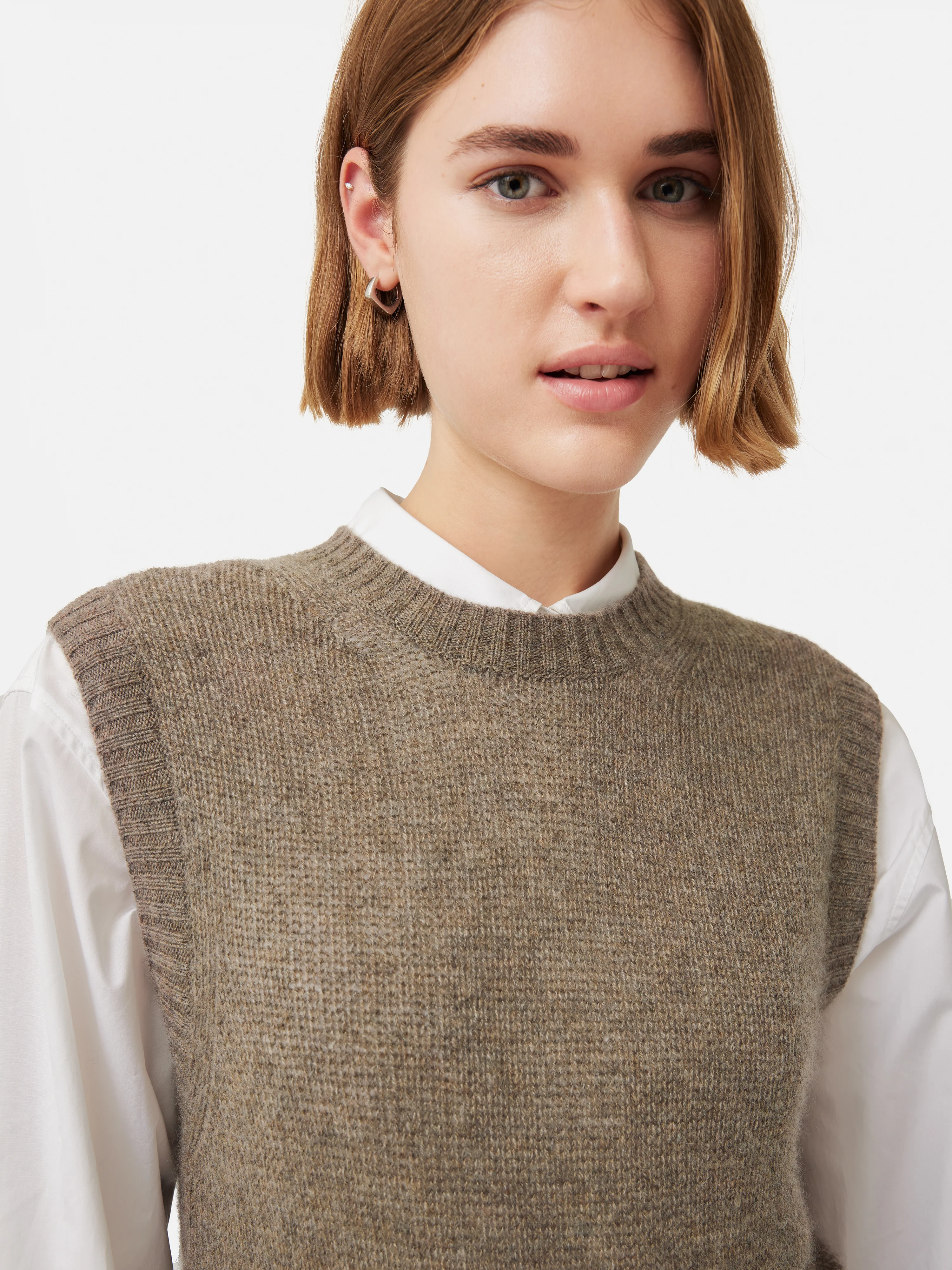 Cashmere Crew Neck Tank | Brown - Image 3