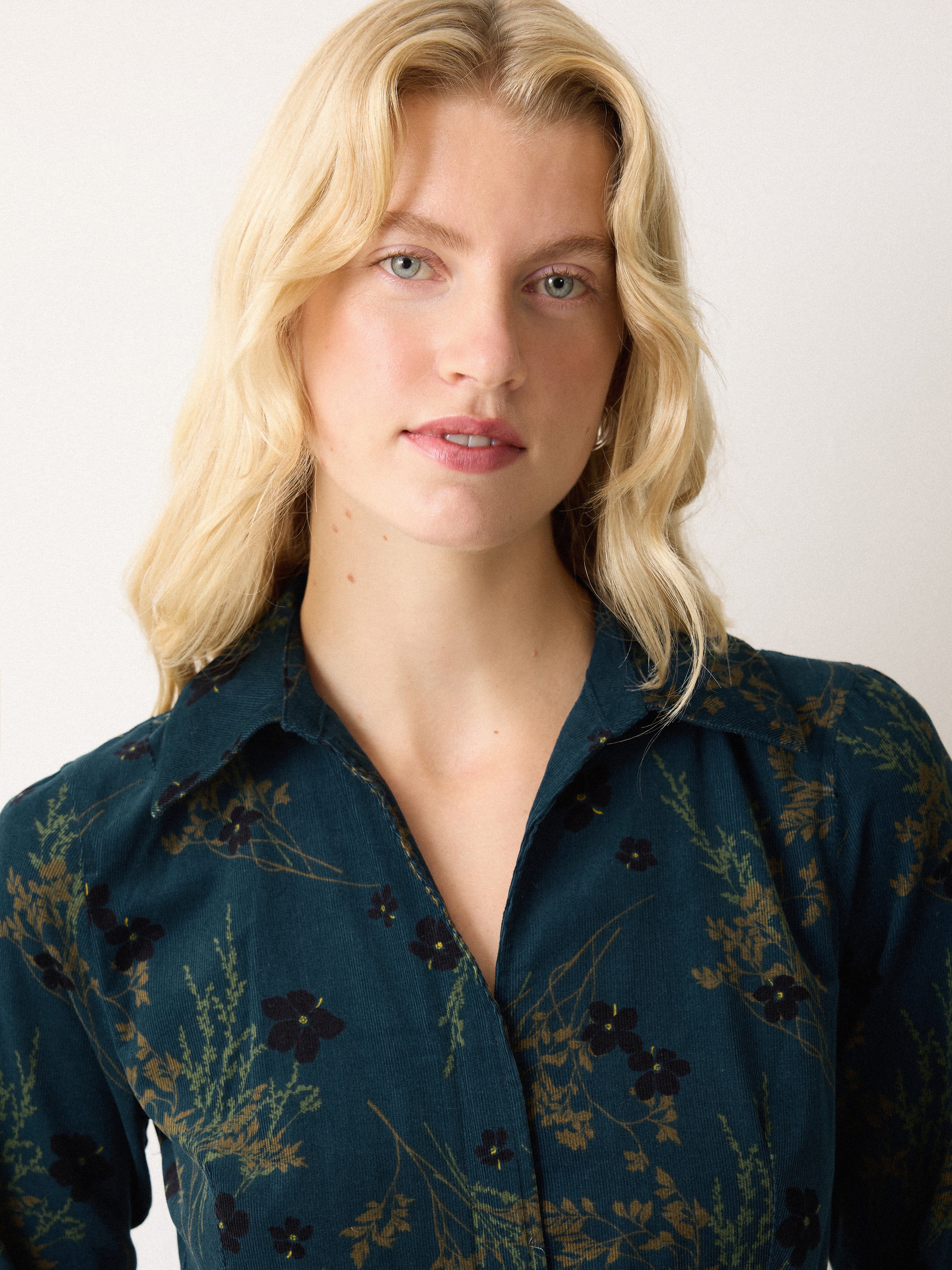 Chinoiserie Baby Cord Dress | Green - Image 3