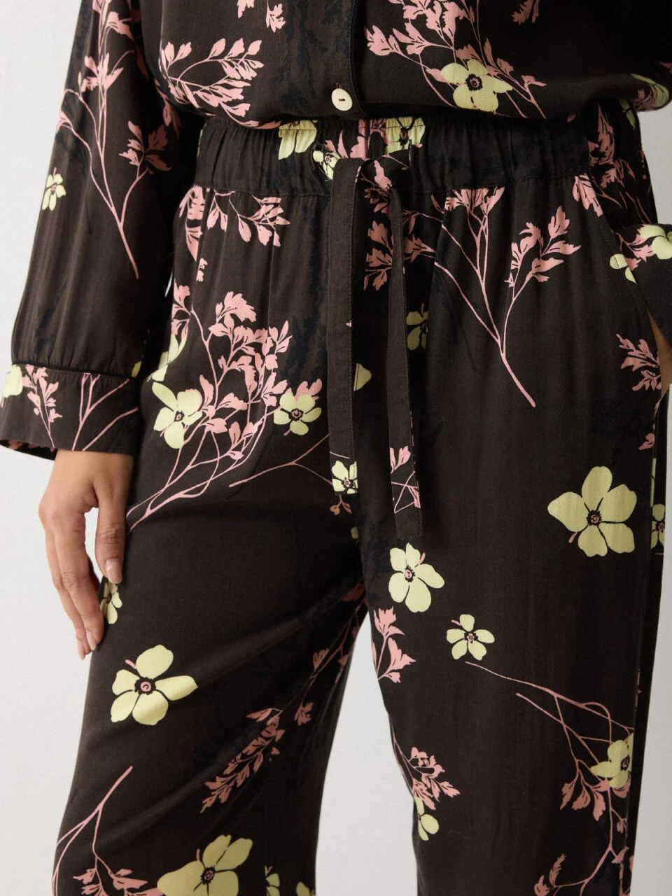 Chinoiserie Printed Pyjama | Chocolate - Image 2