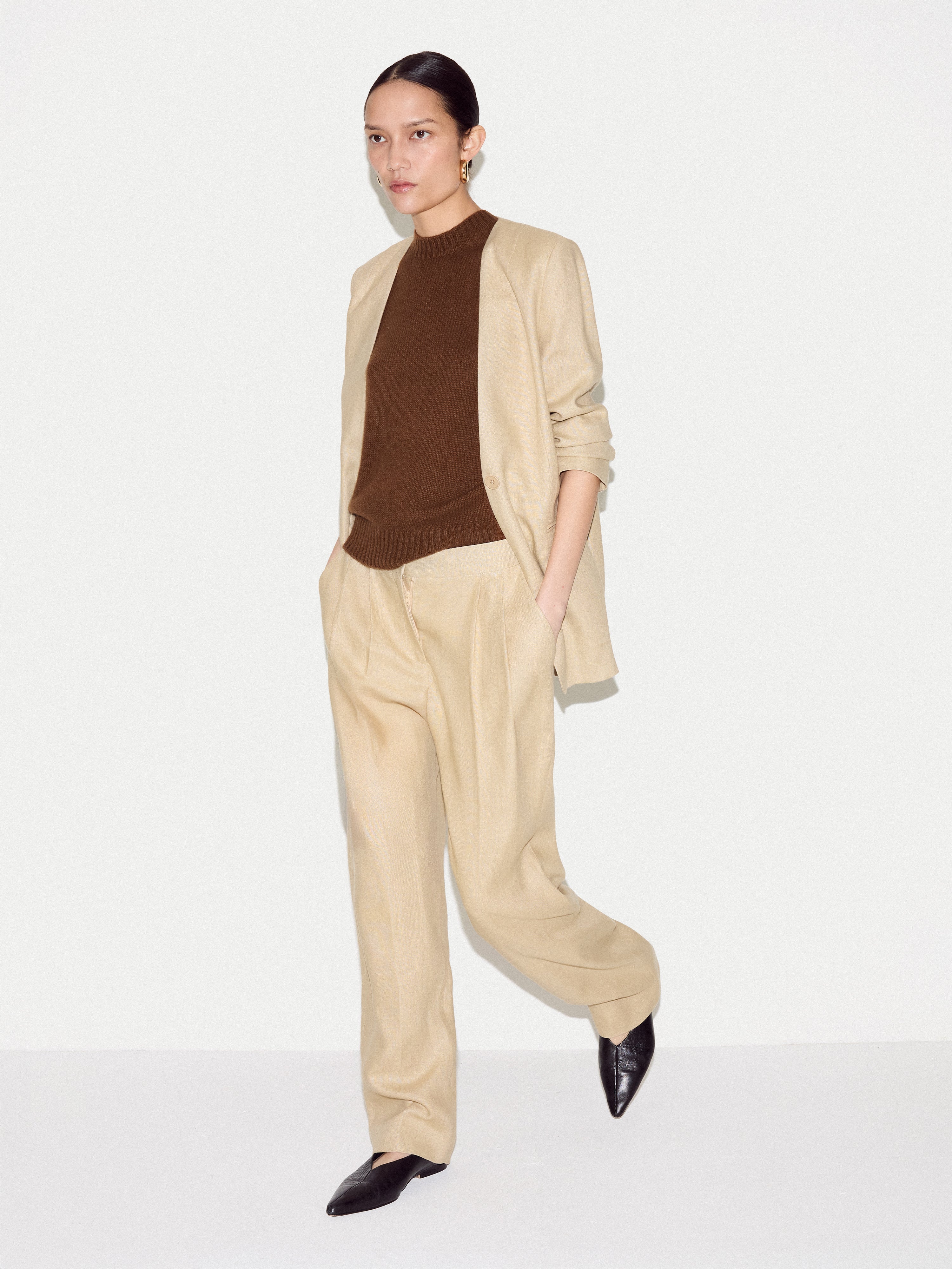 Cloud Cashmere Crew Tank | Brown - Image 4