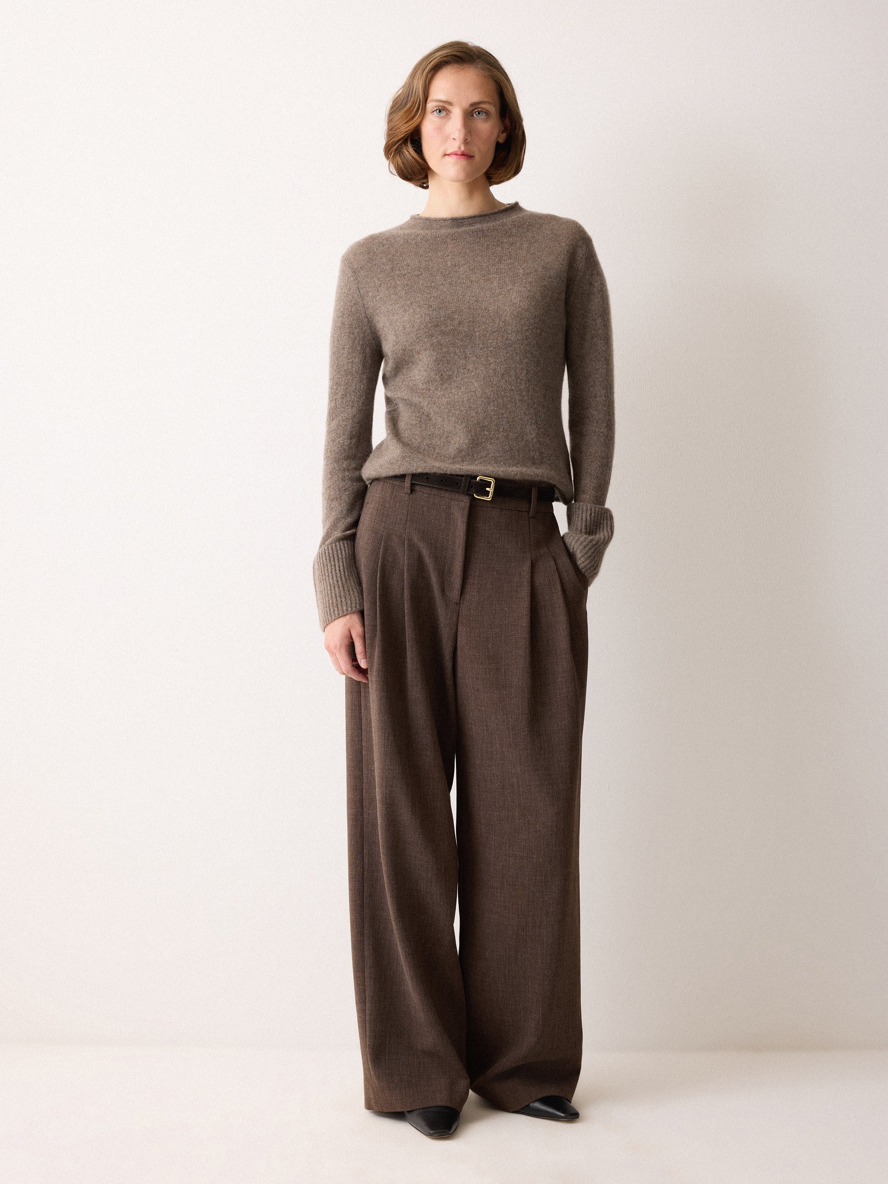 Cloud Cashmere Eldon Jumper | Taupe - Image 2