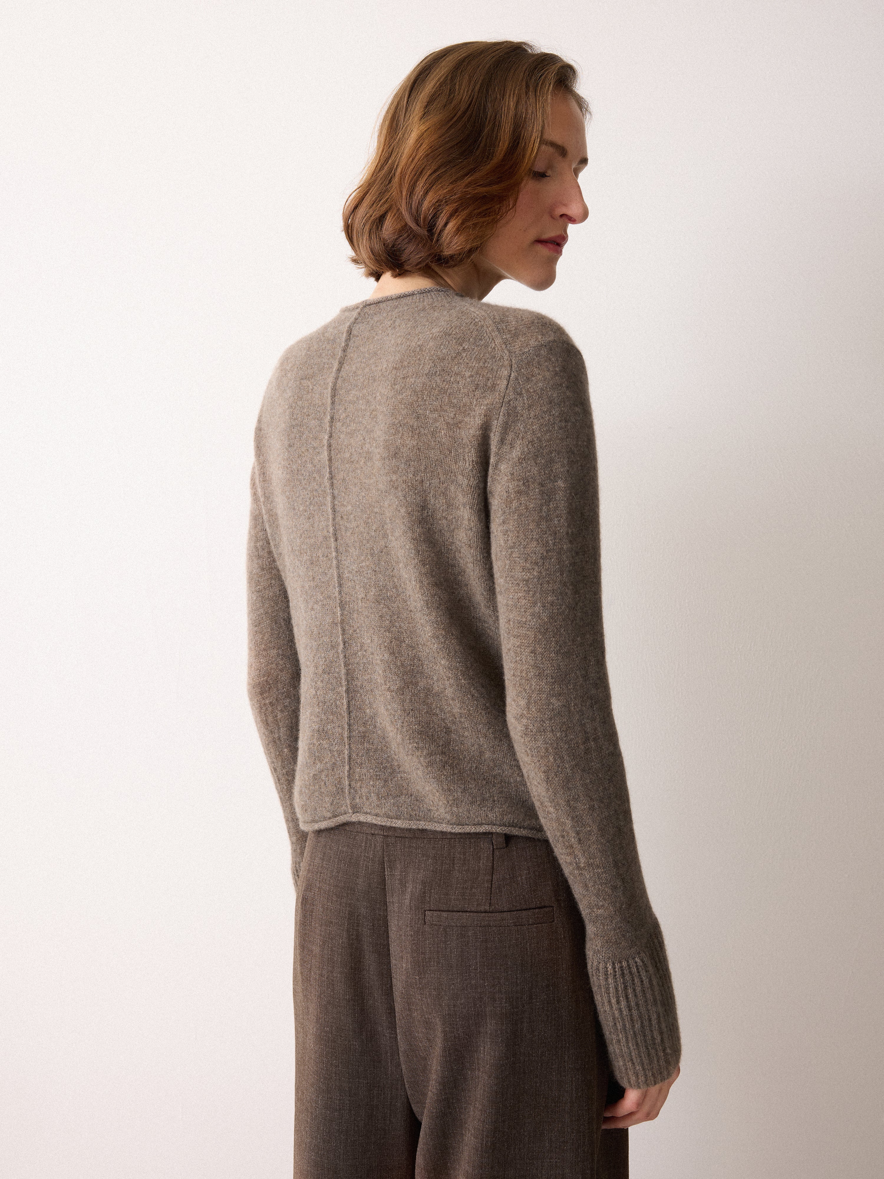 Cloud Cashmere Eldon Jumper | Taupe - Image 5