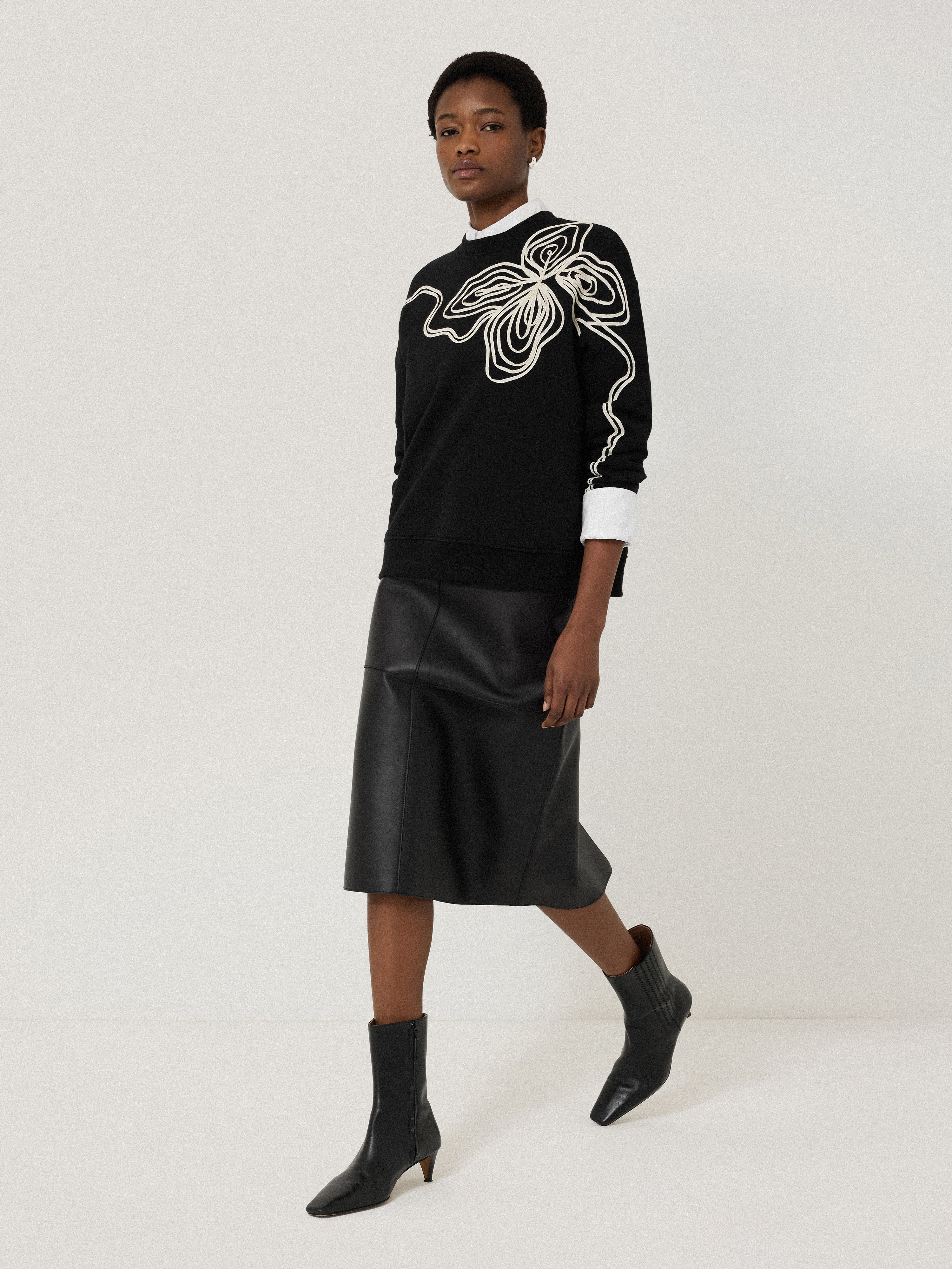 Cornelli Sweatshirt | Black - Image 5