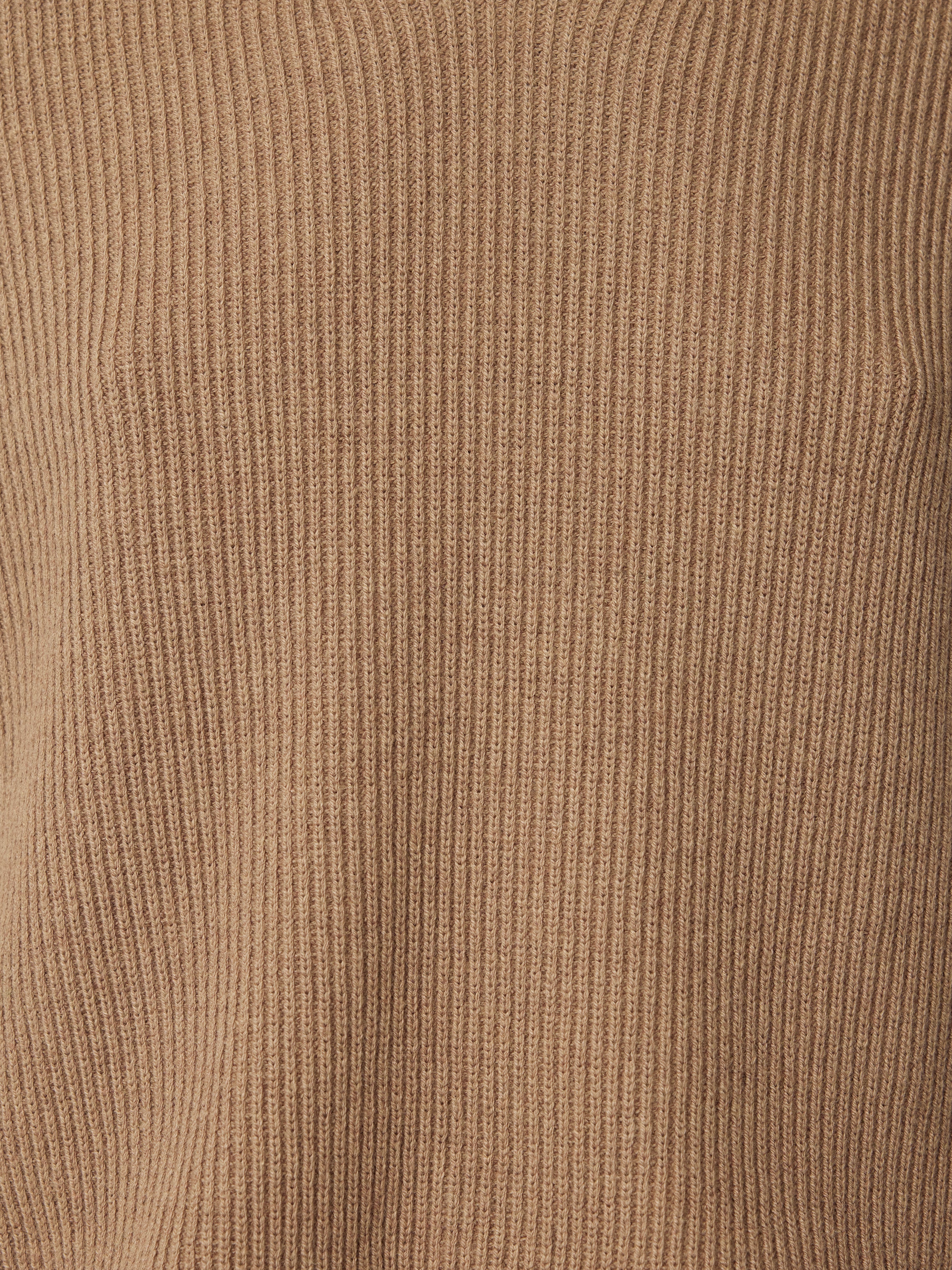 Cotton Blend V Neck Tank | Neutral - Image 7