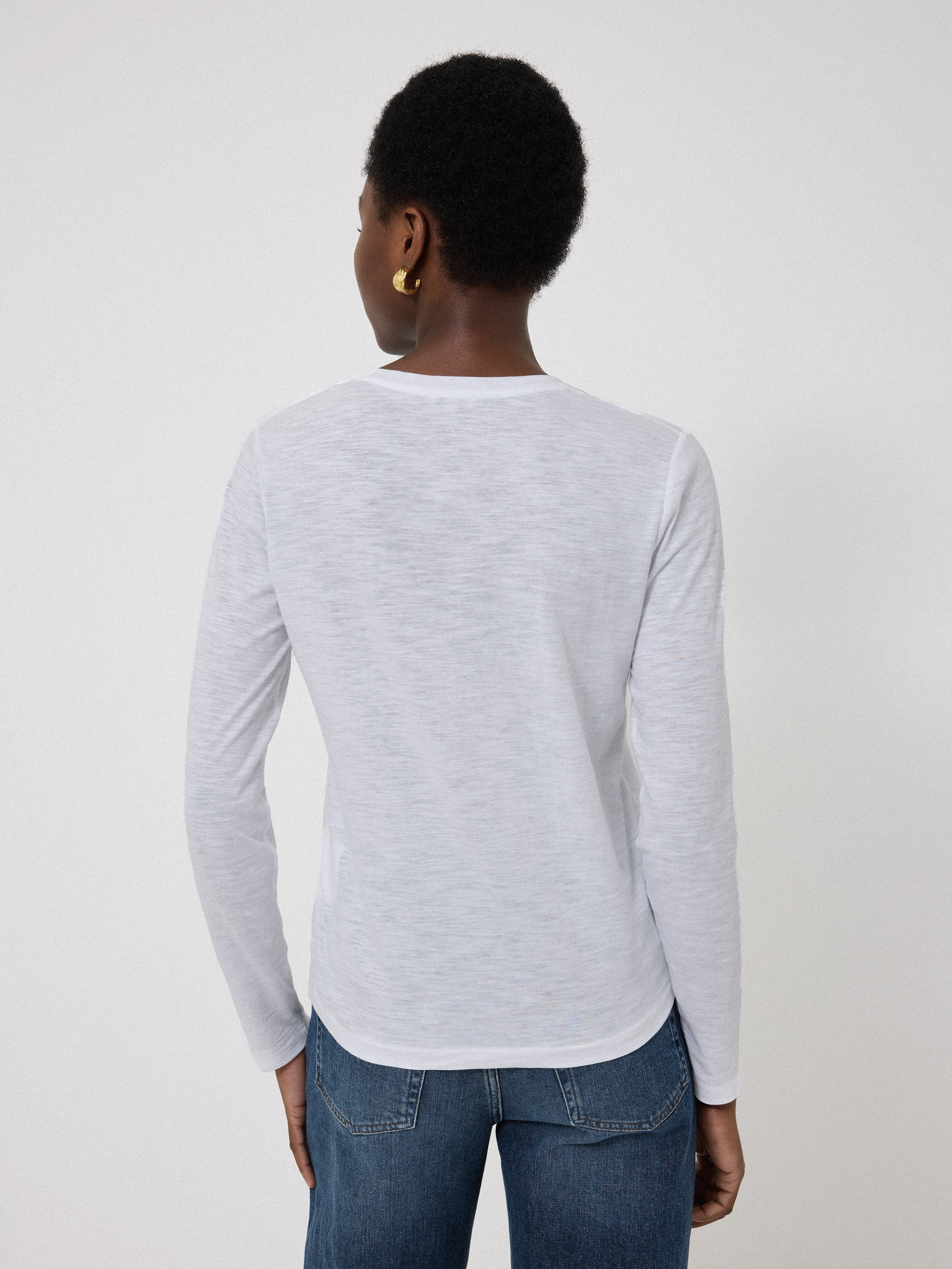Cotton Slub V Neck Long Sleeve Tee | White - Image 4