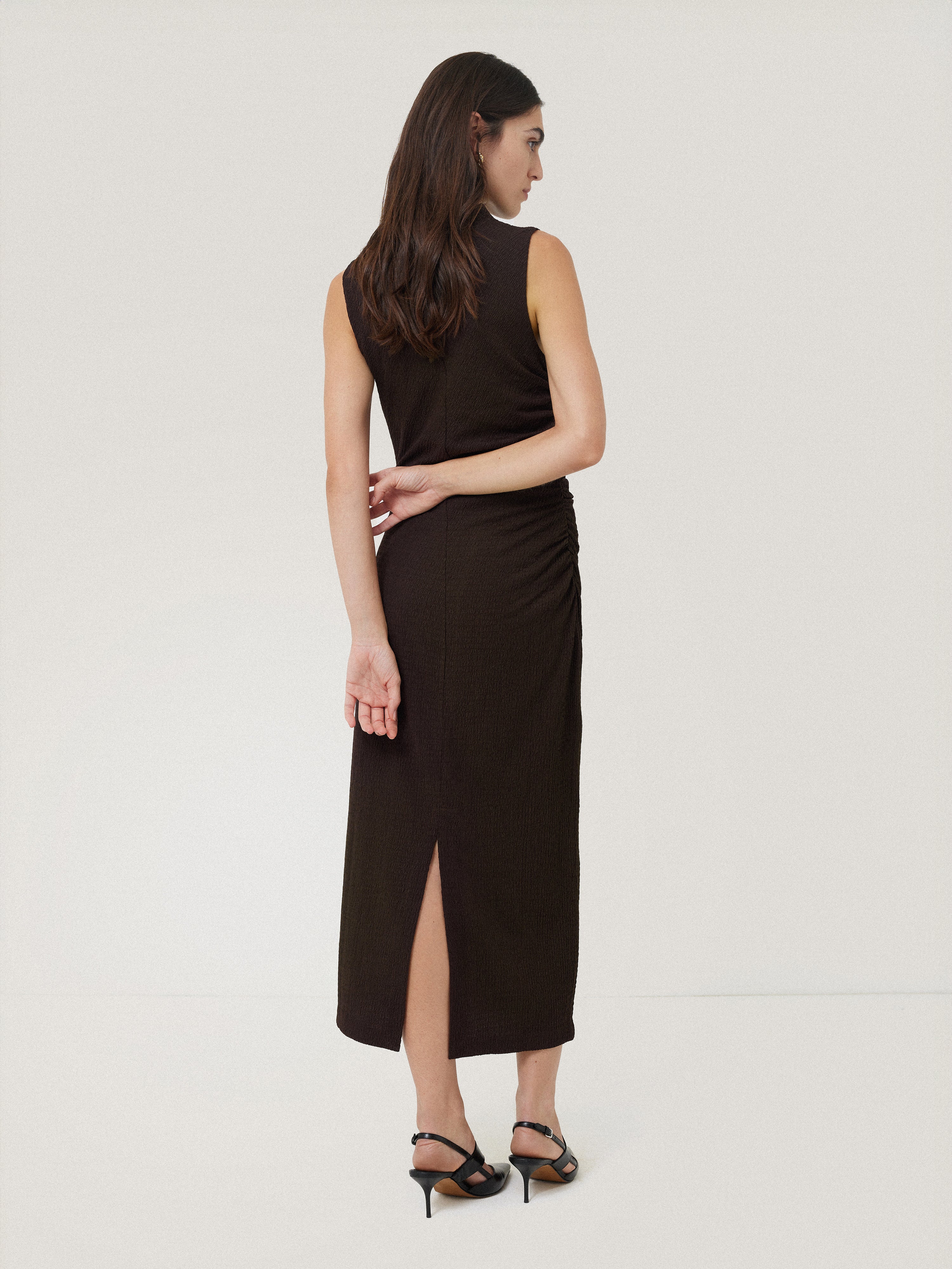 Crinkle Ruched Corsage Dress | Dark Brown - Image 3