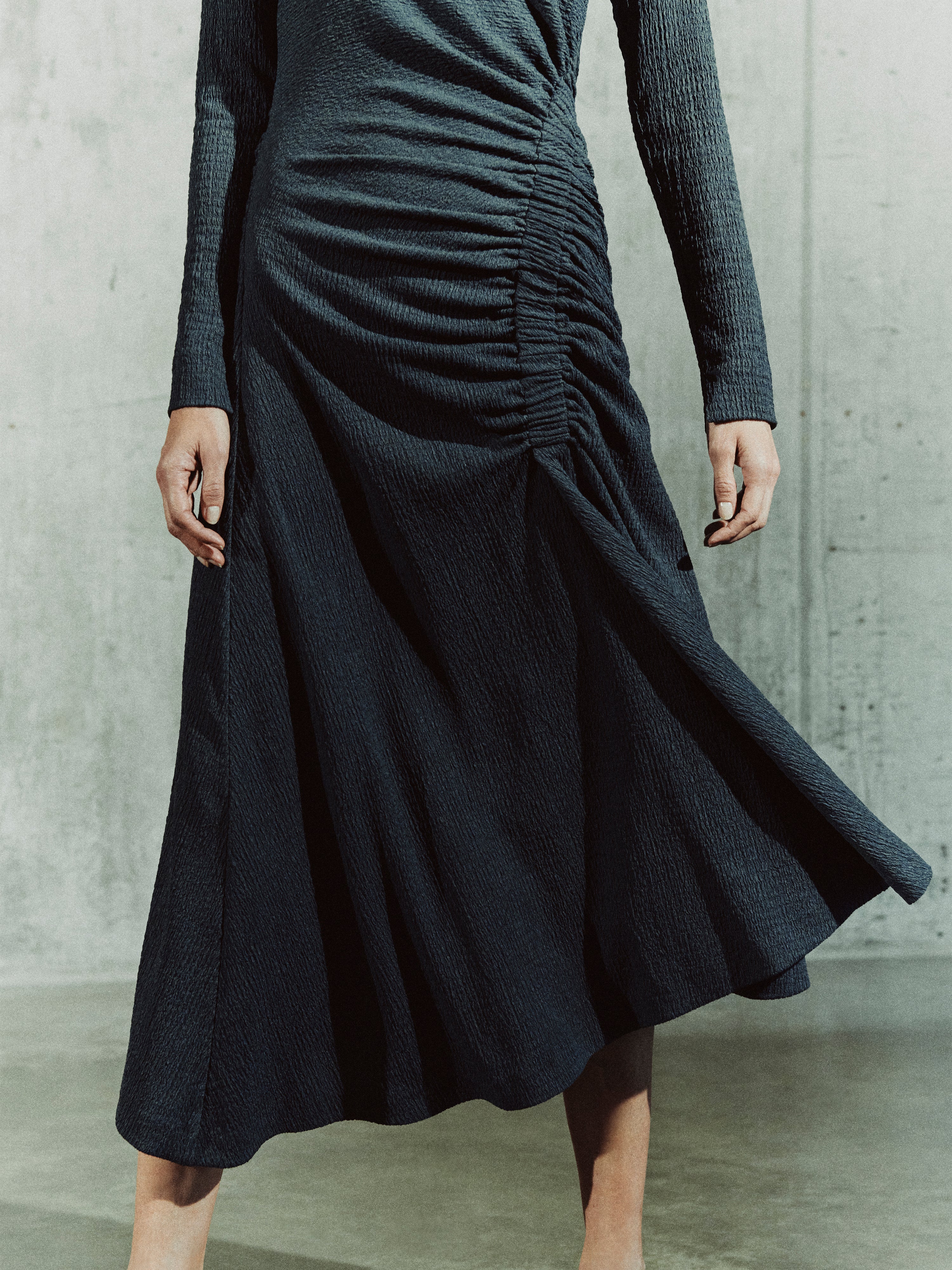Crinkle Ruched Jersey Dress | Blue - Image 4