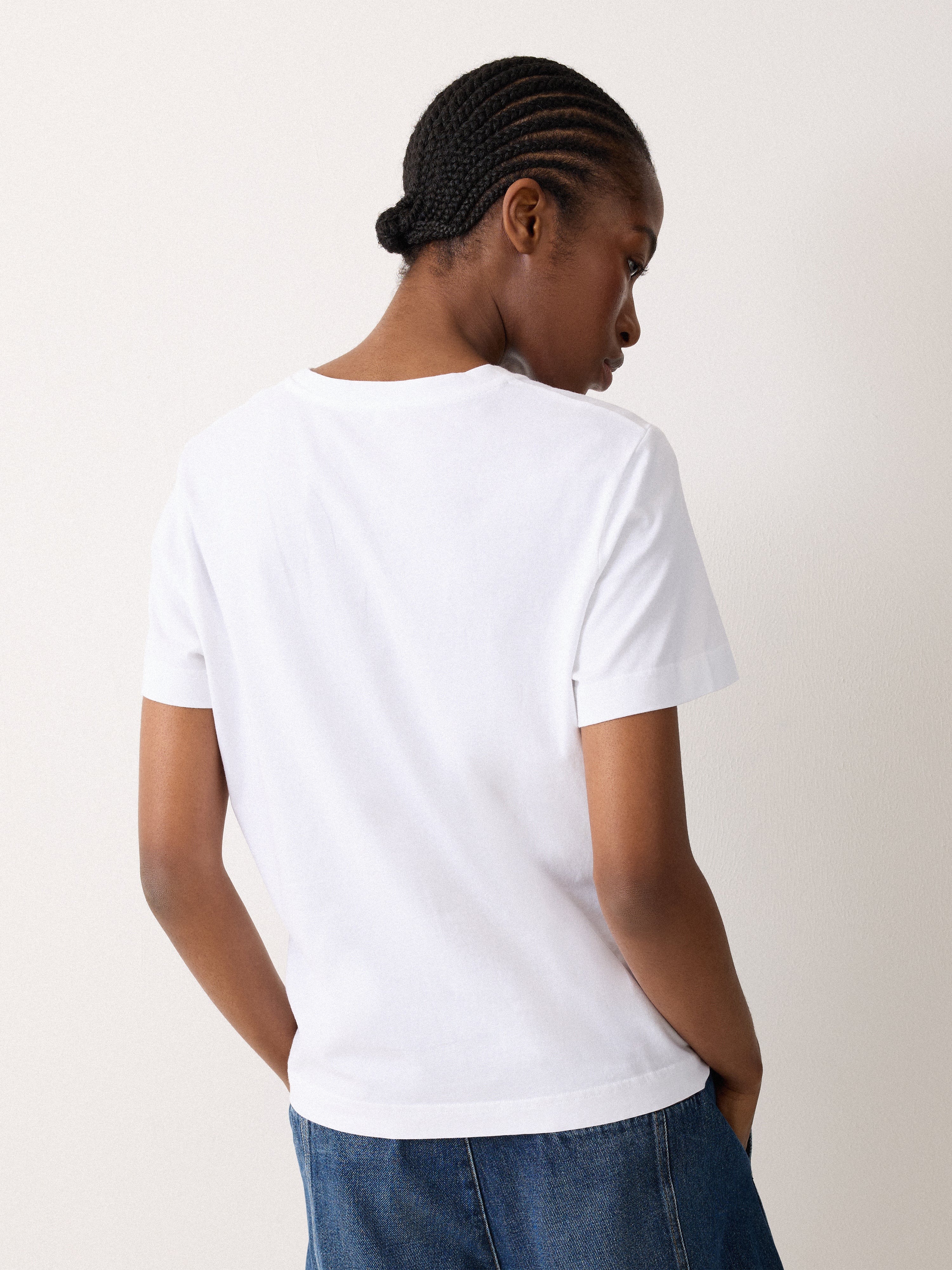 Crochet Lily Print T-shirt | White - Image 3