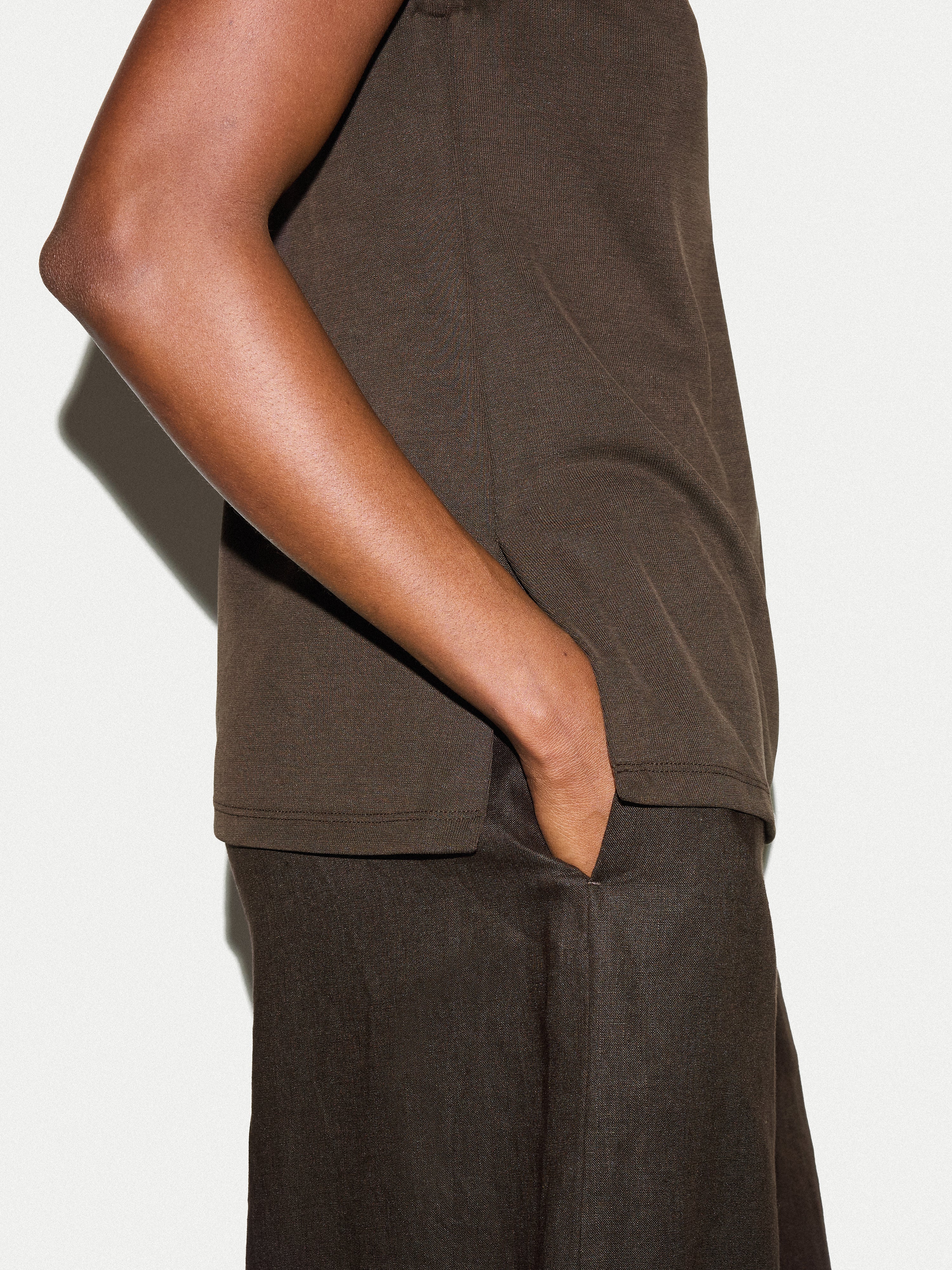 Cupro Rib Vee Top | Brown - Image 4