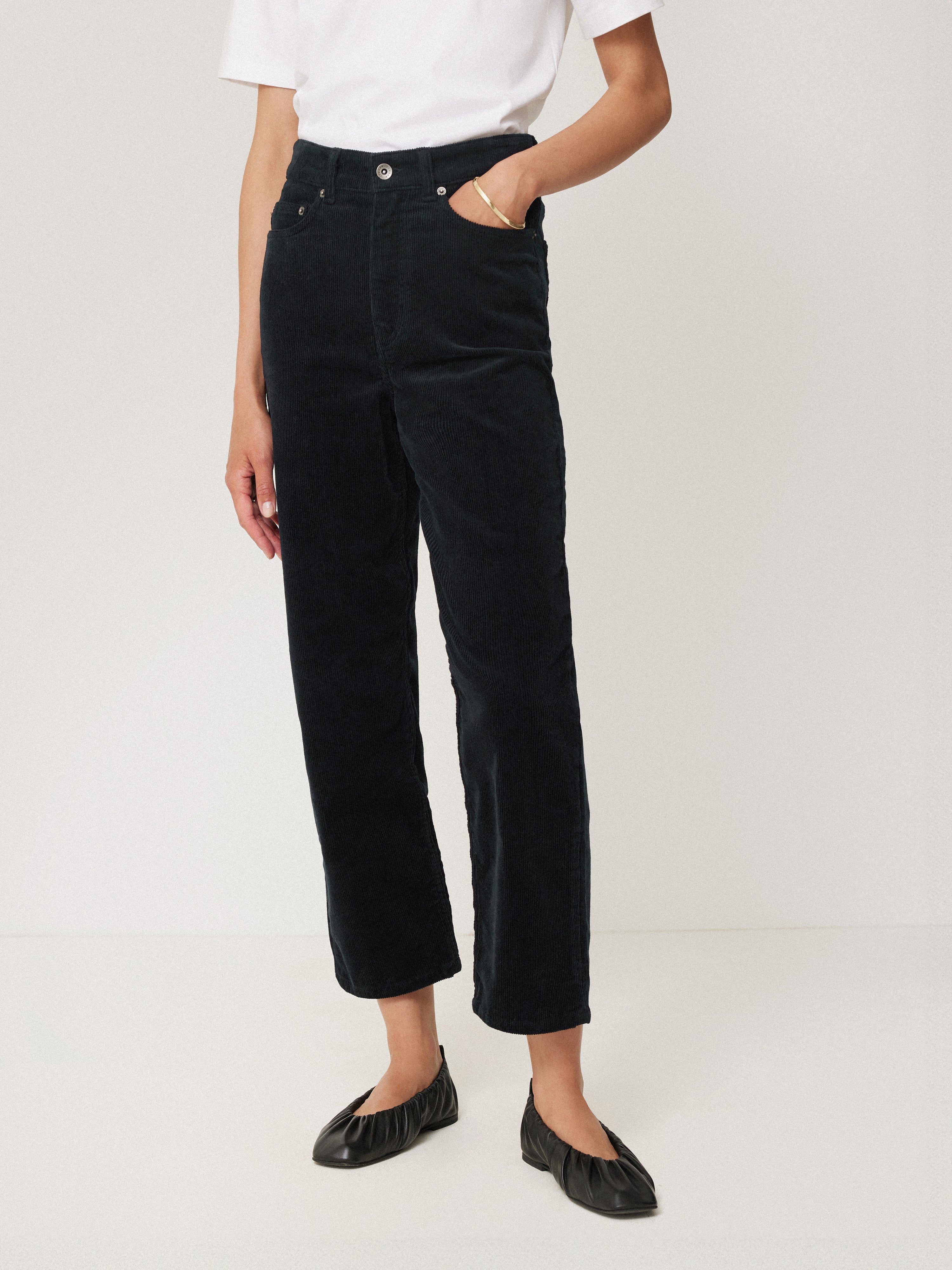 Delmont Cord Tapered Jean | Navy - Image 2