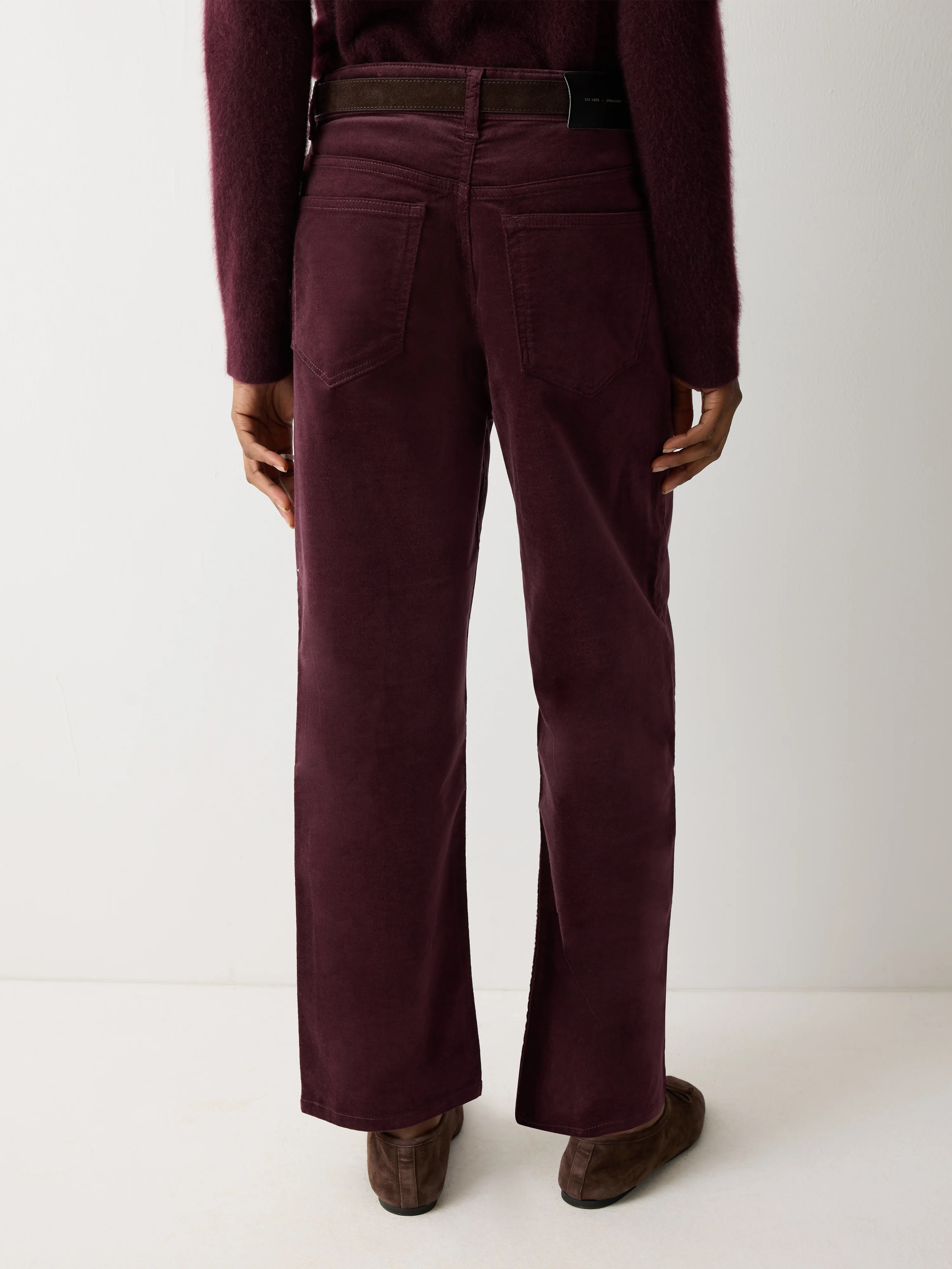 Delmont Velvet Tapered Jean | Purple - Image 4