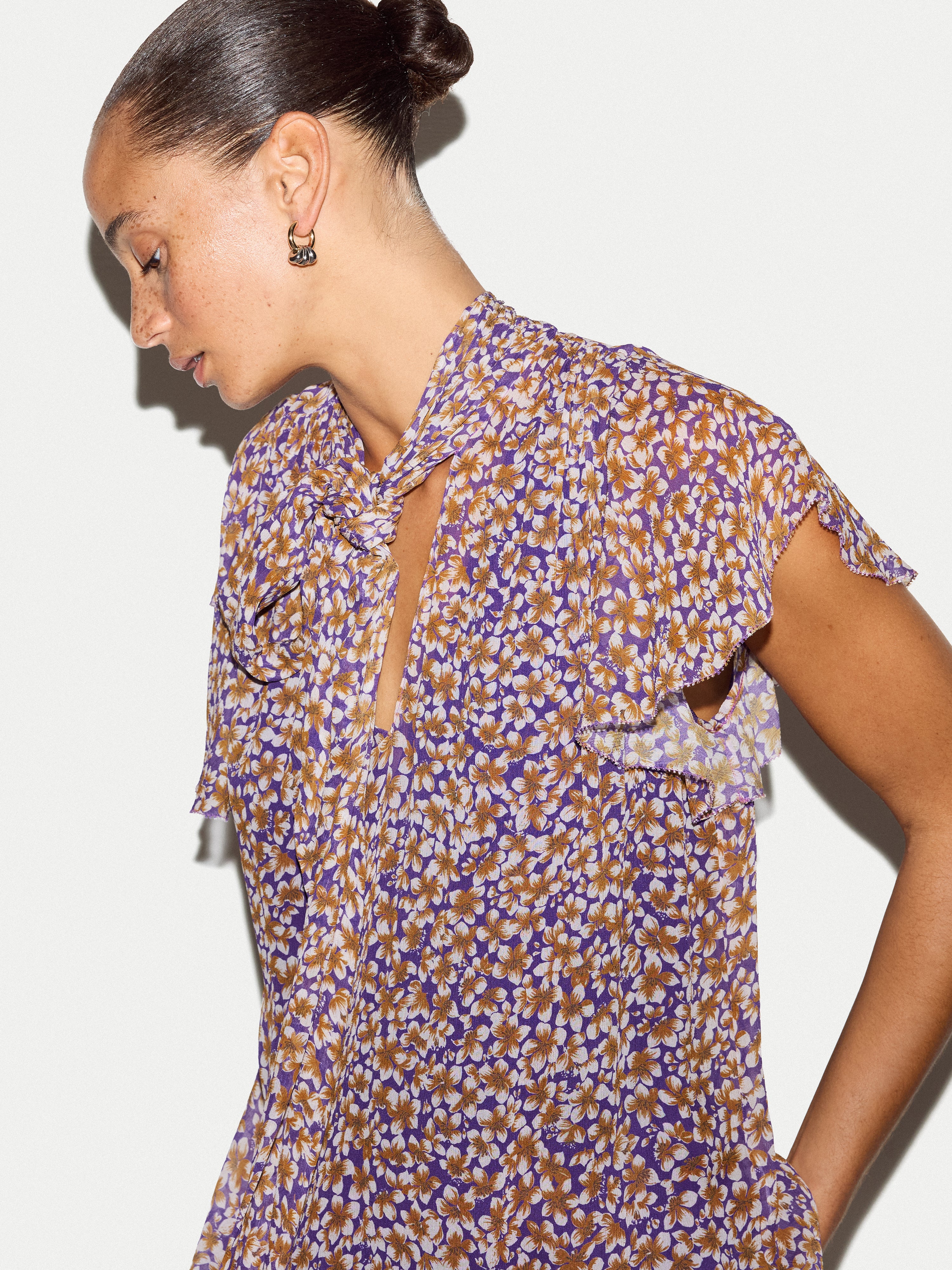 Ditsy Tie Detail Top | Purple - Image 5