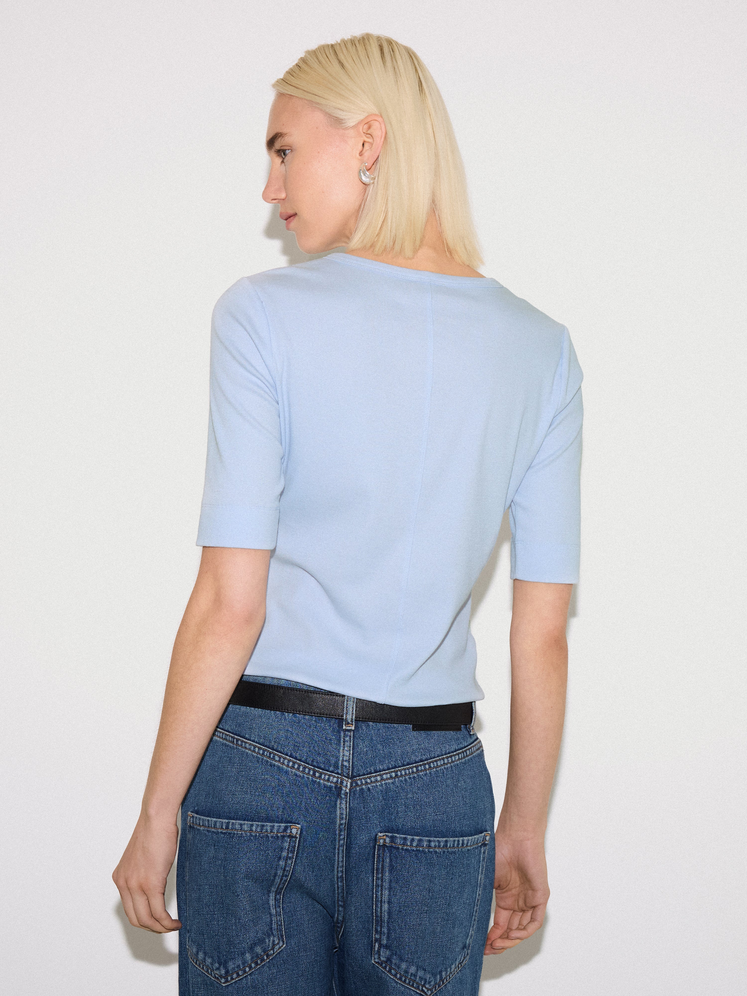 Fine Rib Half Sleeve Henley T-shirt | Blue - Image 5