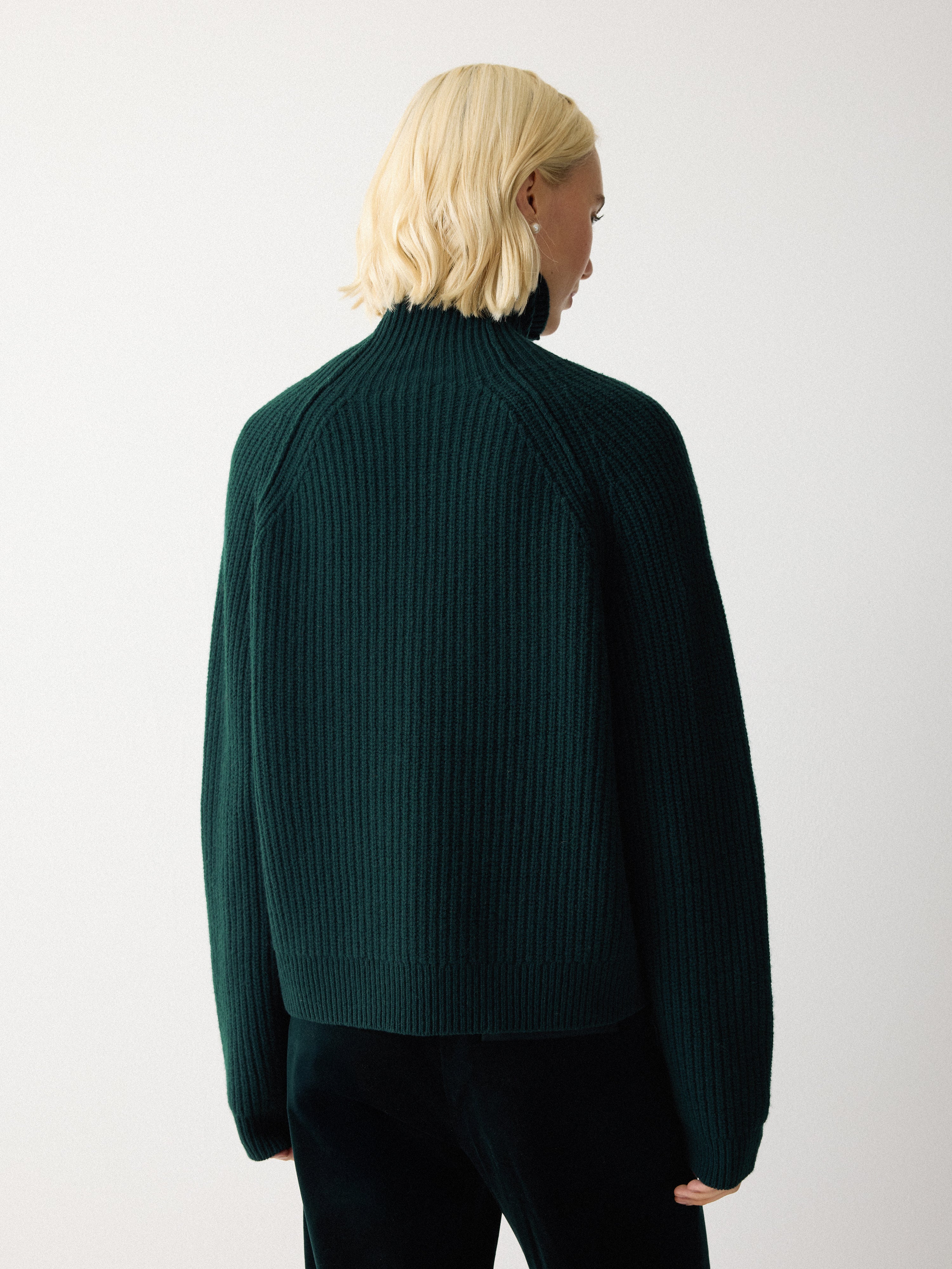 Fishermans Rib Jumper | Green - Image 4