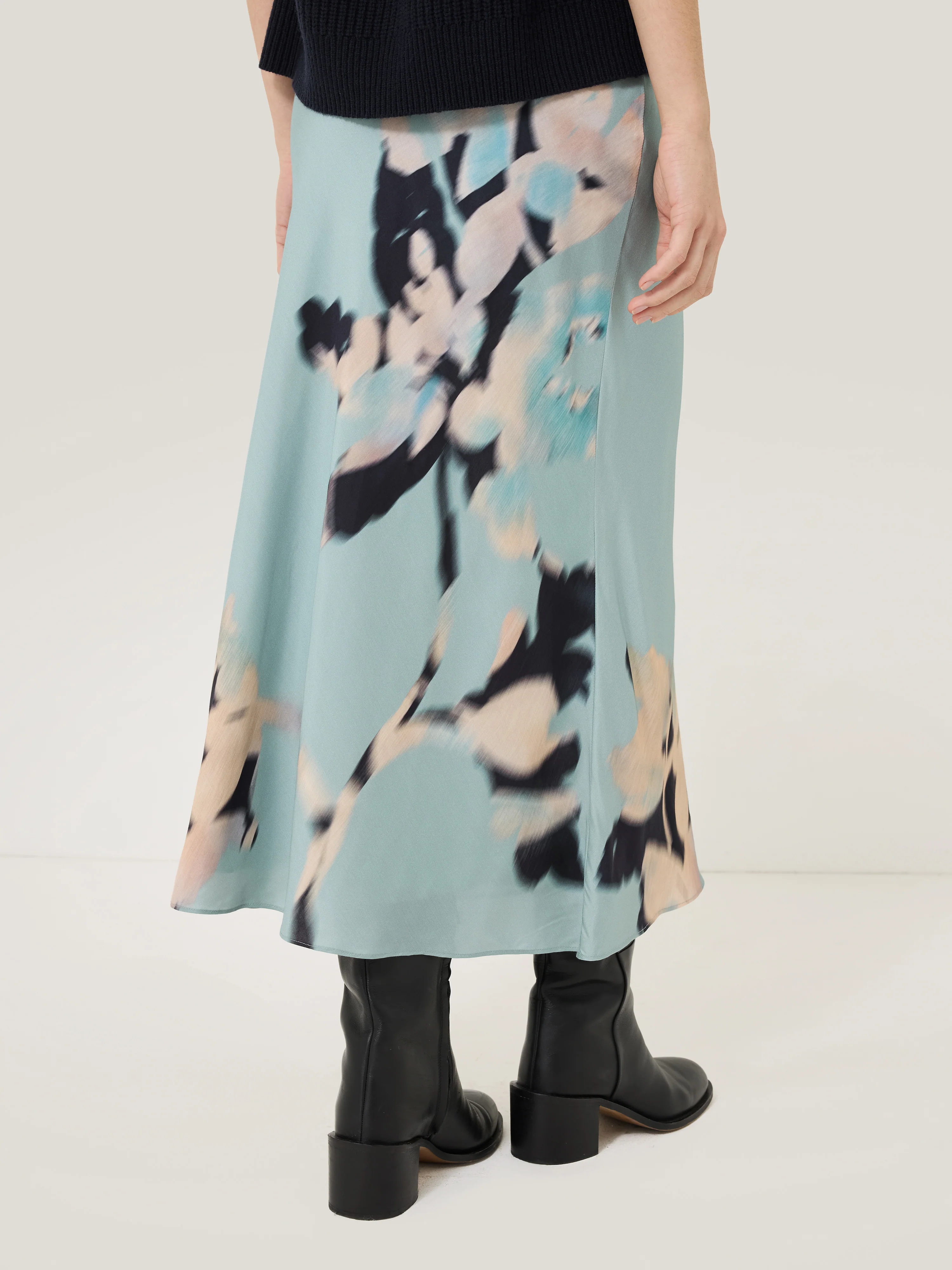 Floral Drift Silk Blend Skirt | Blue - Image 4