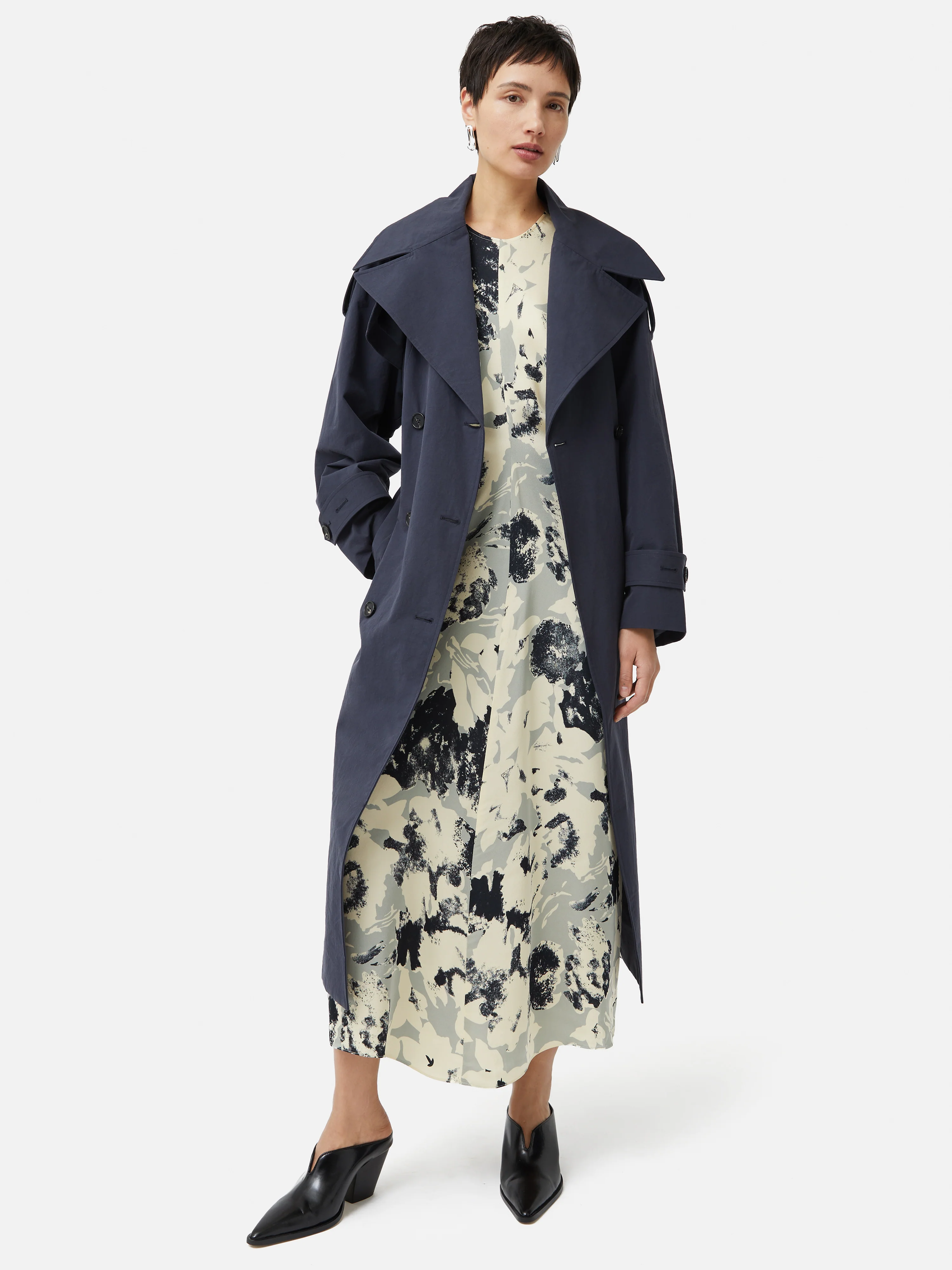 Floral Echo Dress | Grey - Image 5