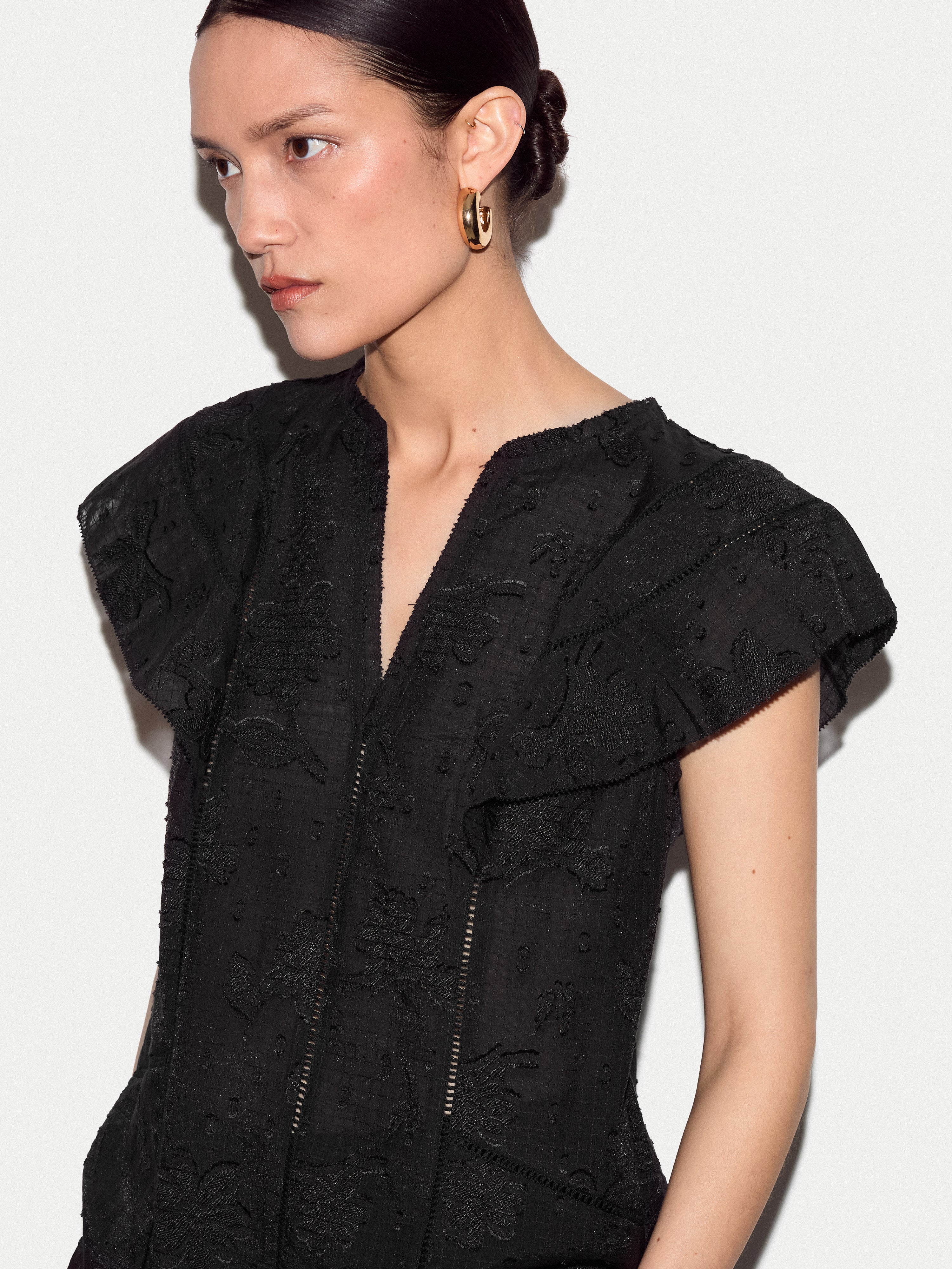 Floral Jacquard Top | Black - Image 3