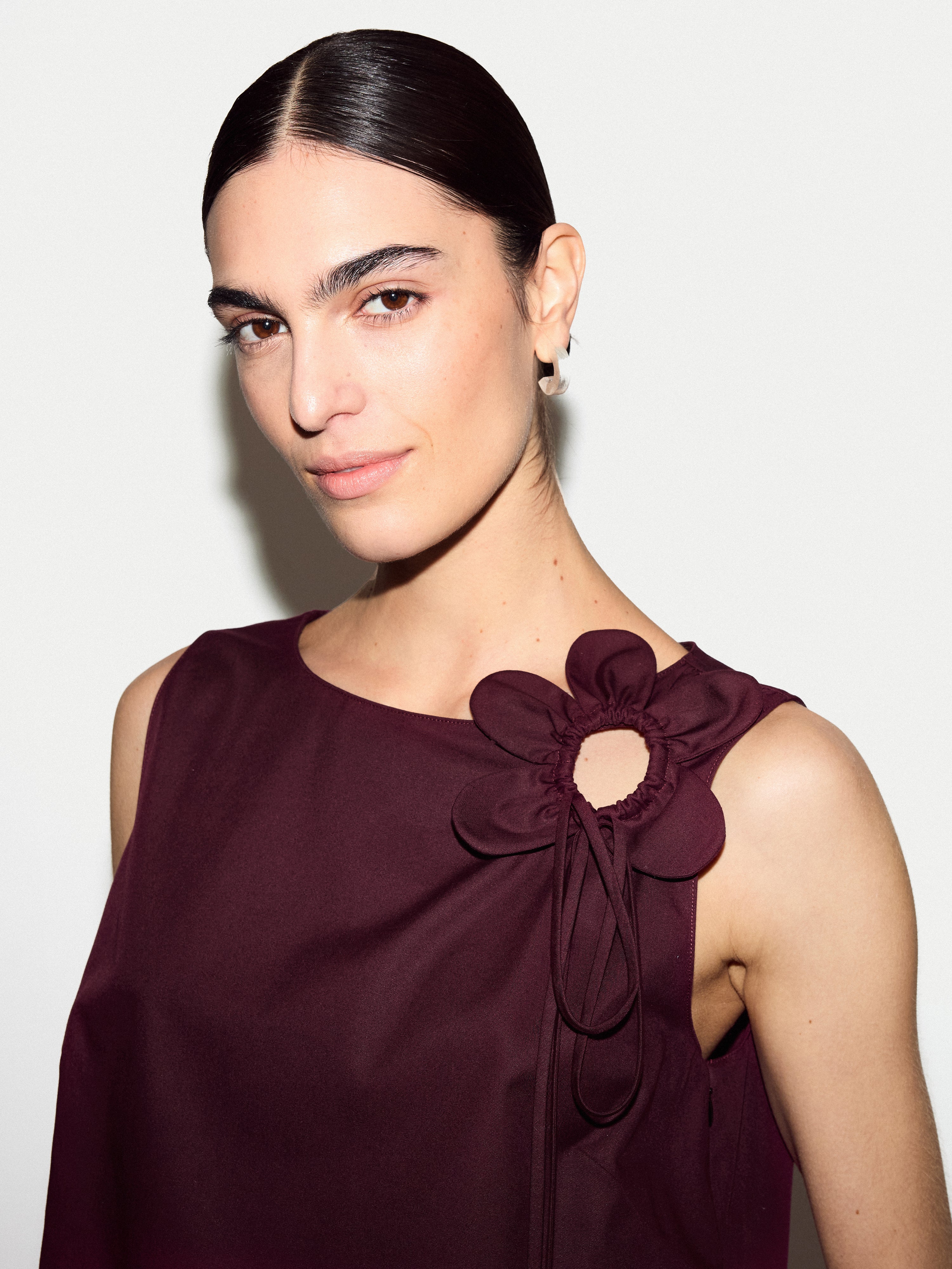 Flower Applique Cotton Top | Burgundy - Image 4