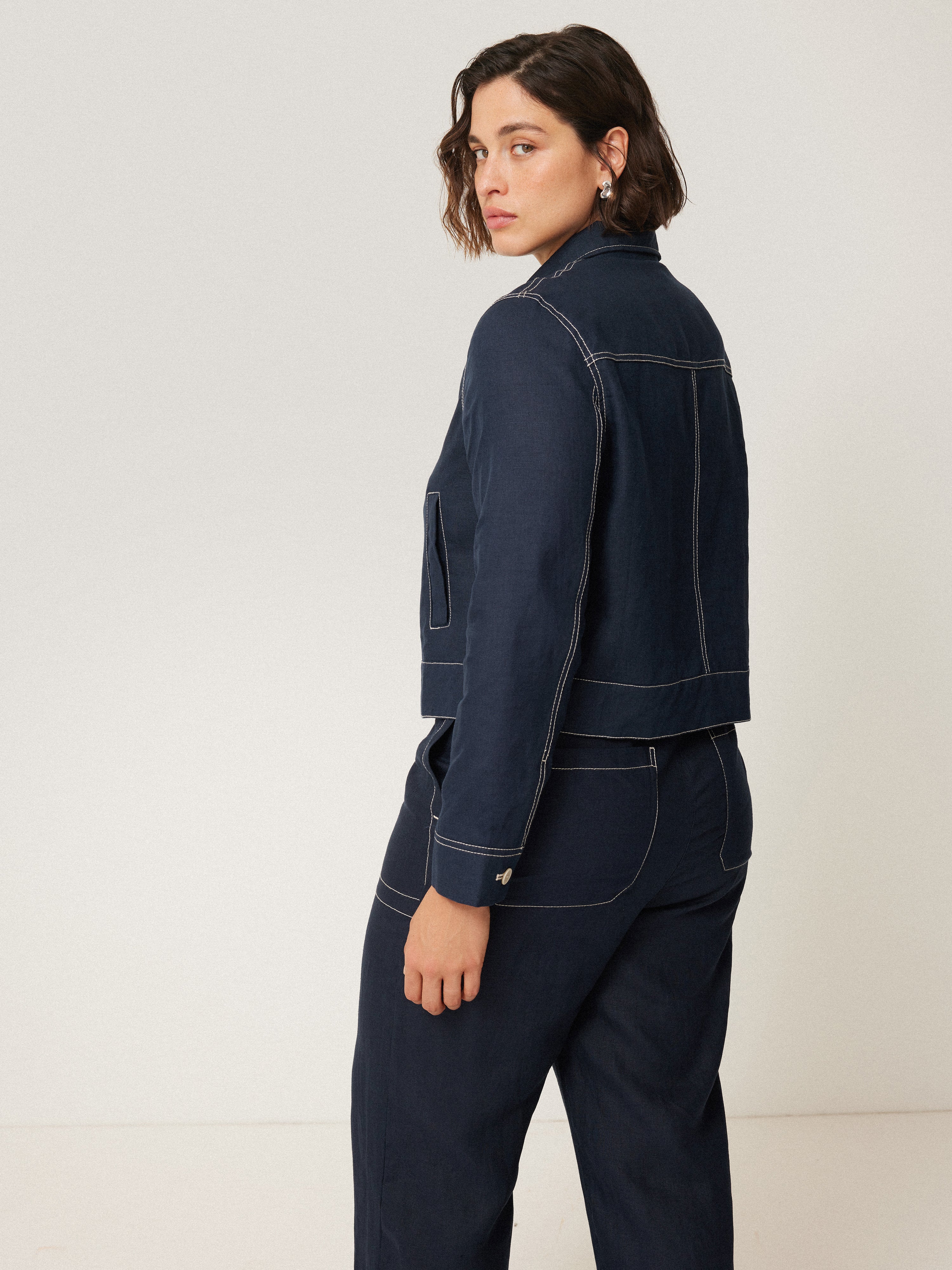 French Linen Cropped Jacket | Navy - Image 8