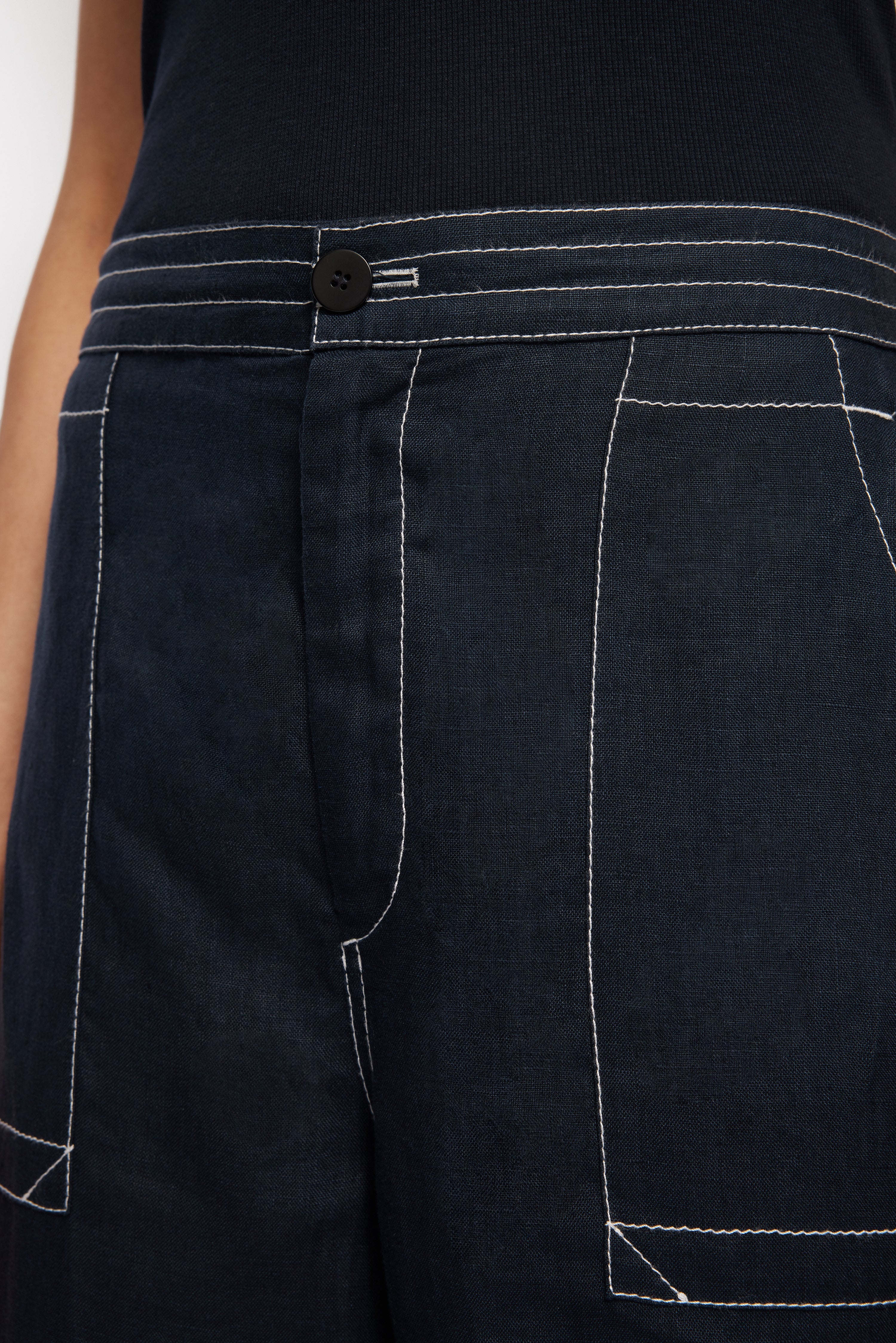 French Linen Cropped Trouser | Navy - Image 3