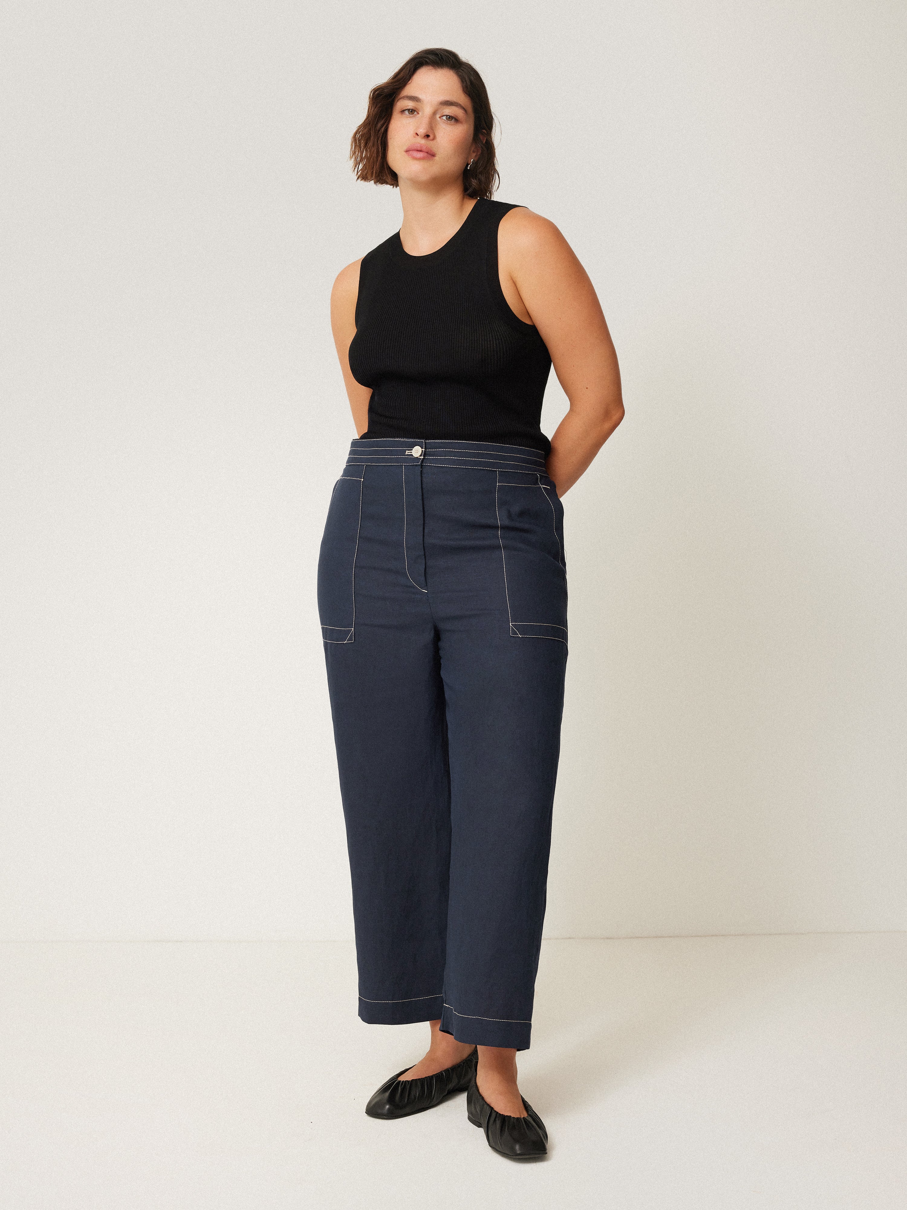 French Linen Cropped Trouser | Navy - Image 4