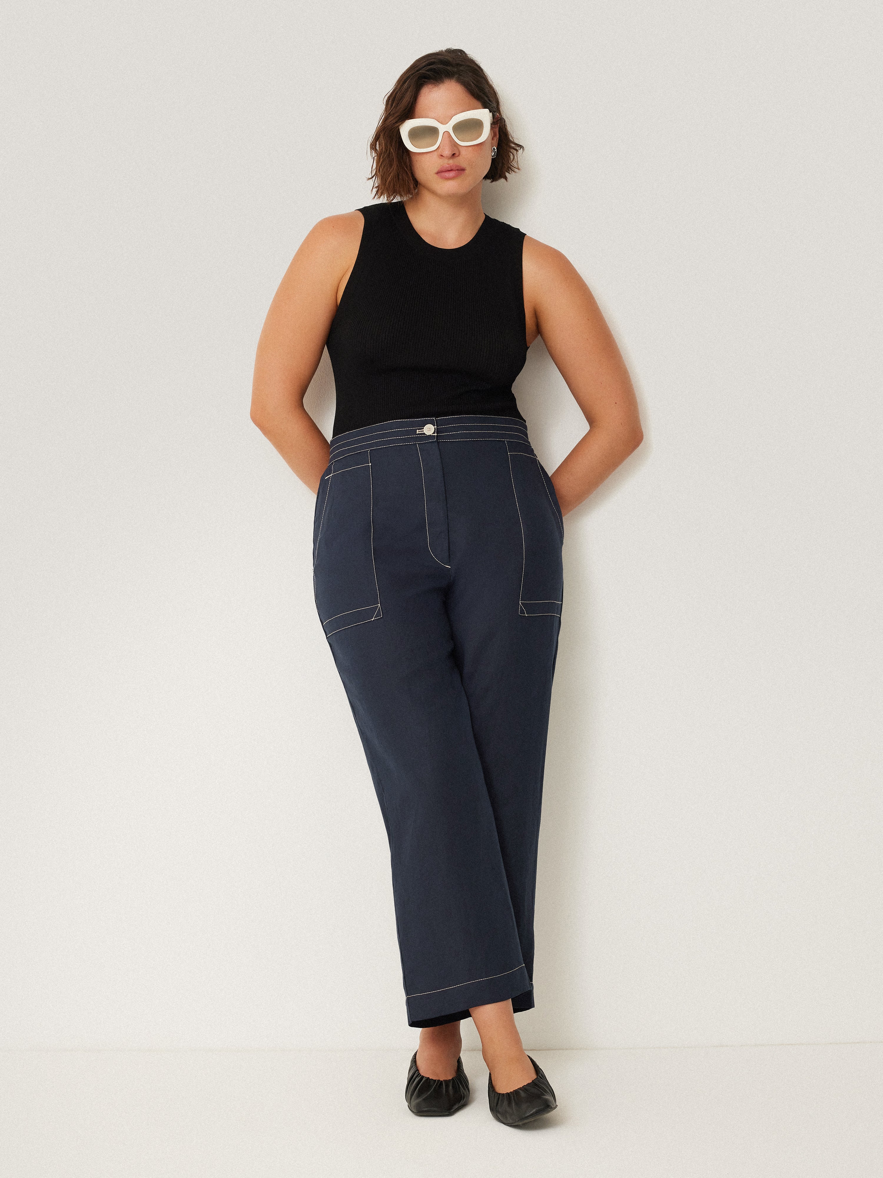 French Linen Cropped Trouser | Navy - Image 6