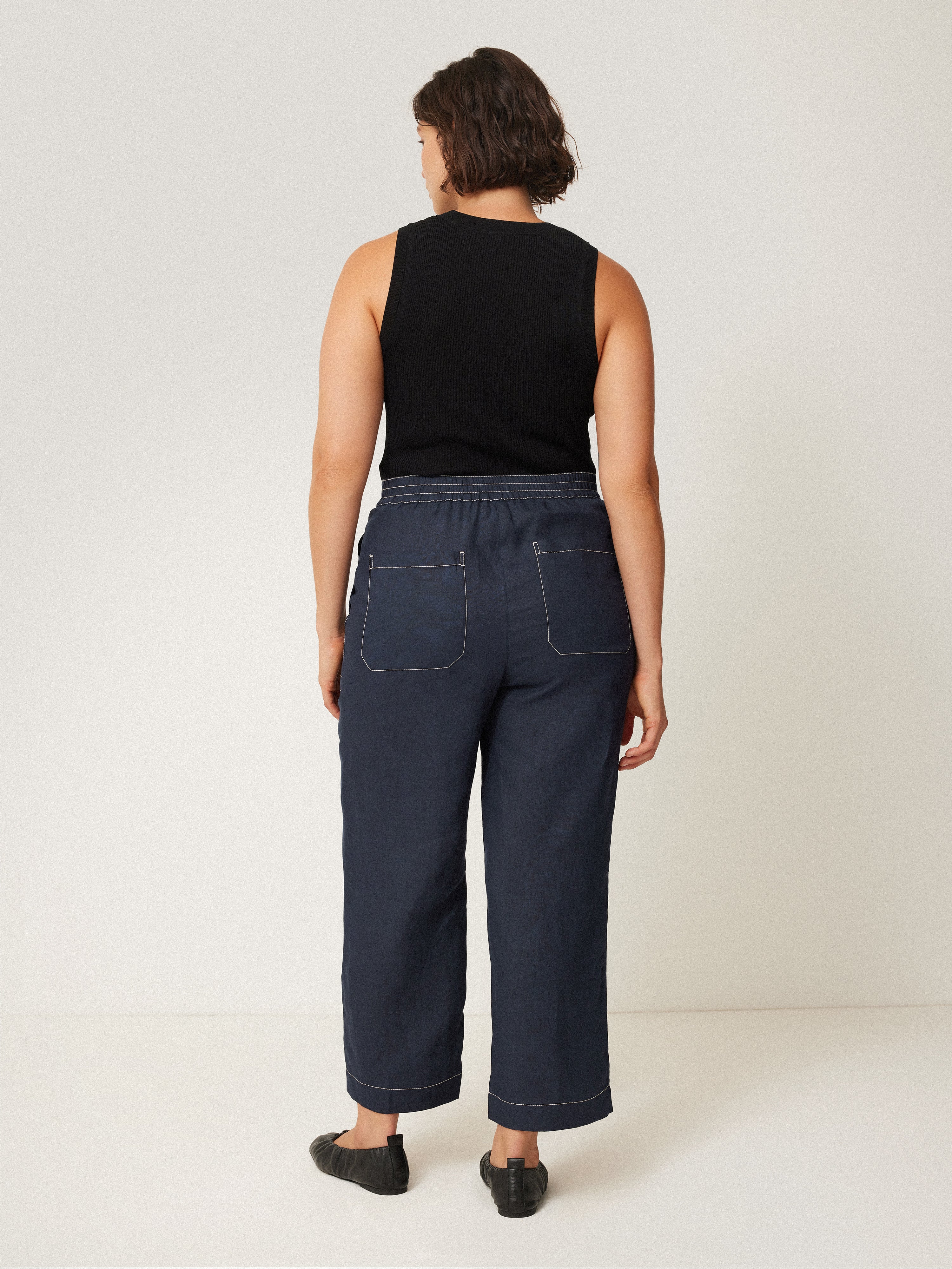 French Linen Cropped Trouser | Navy - Image 9