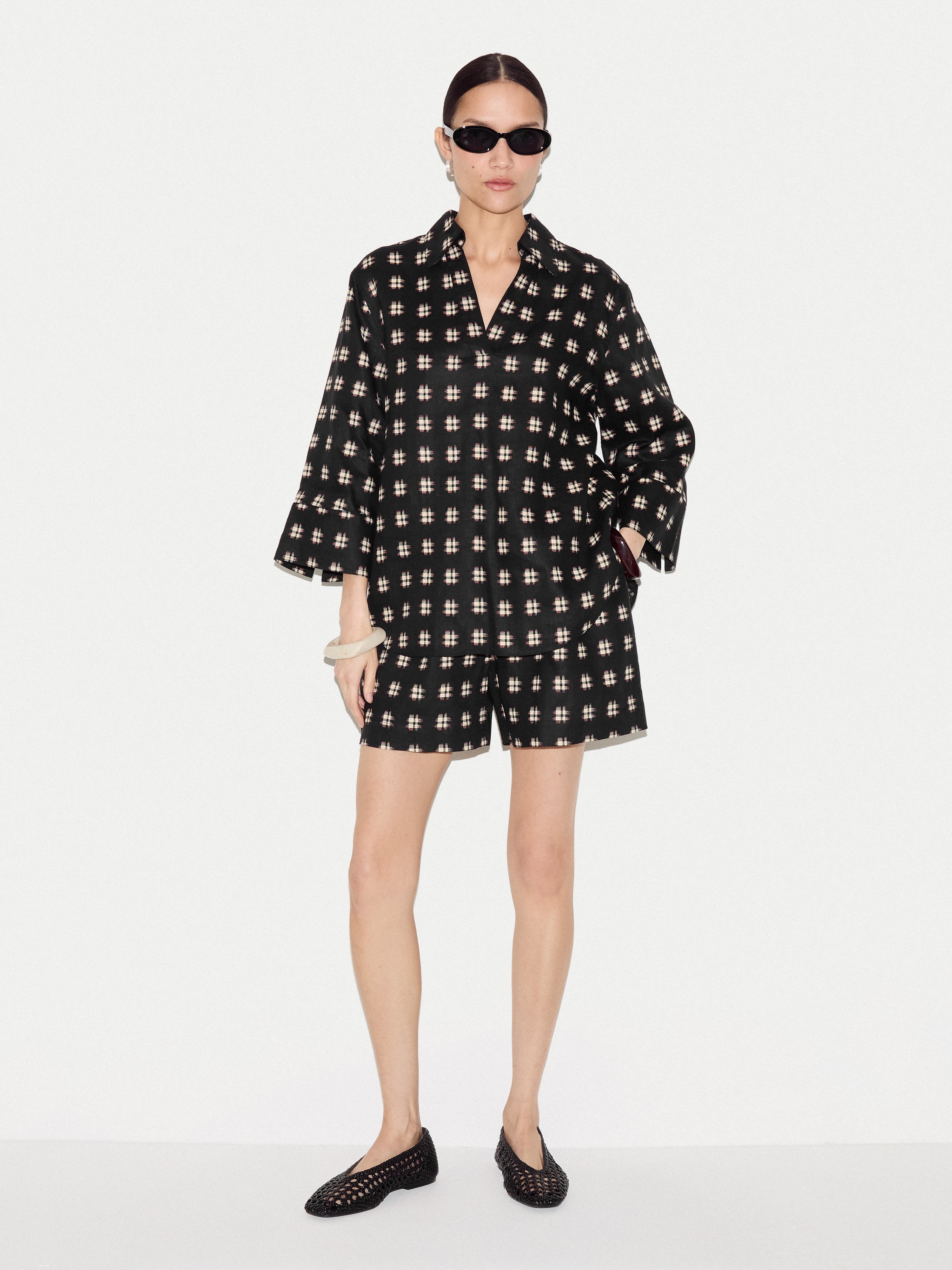 Geo Check Linen Short | Black - Image 2