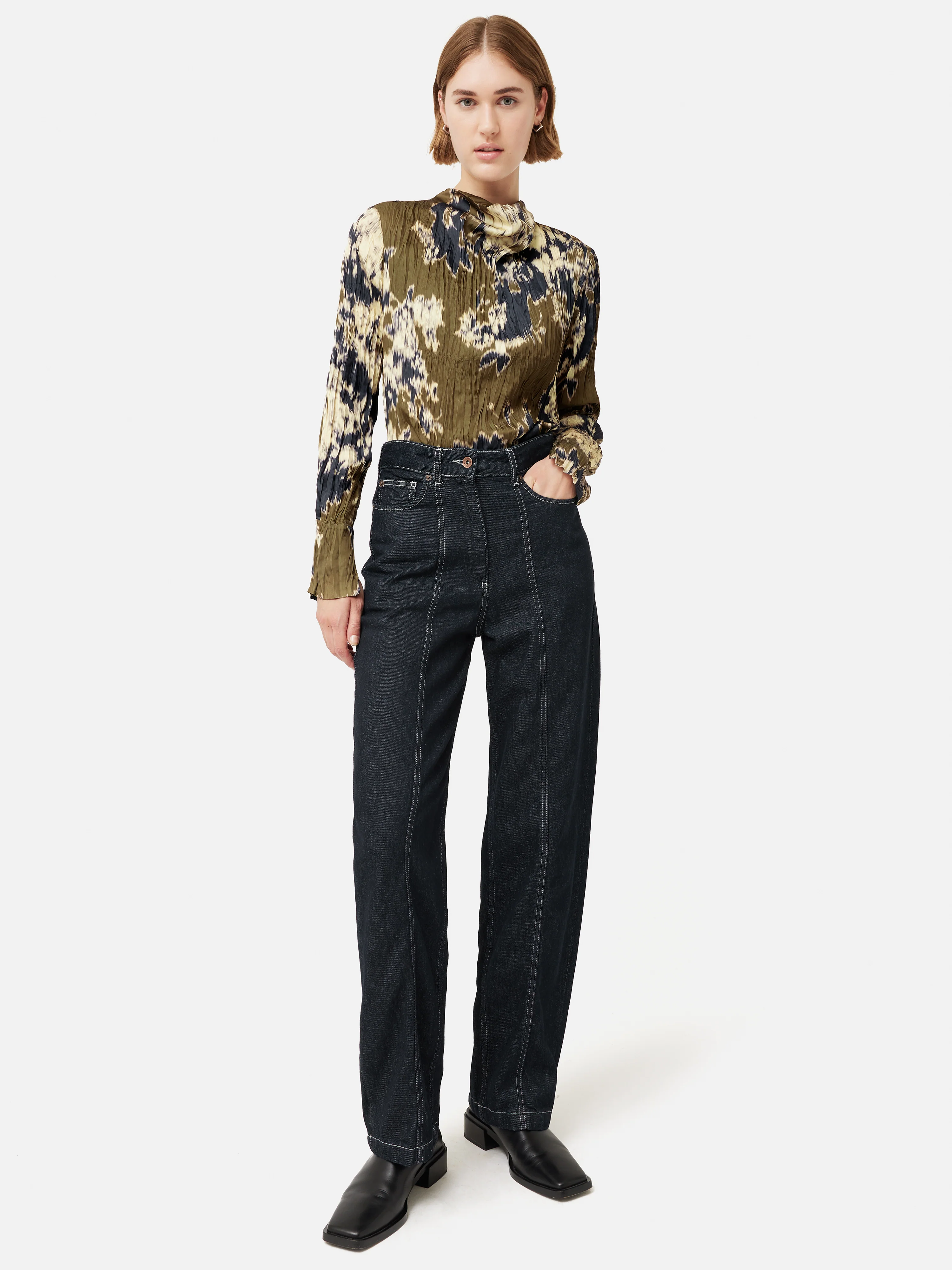 Glitched Ikat Crinkled Top | Green - Image 6