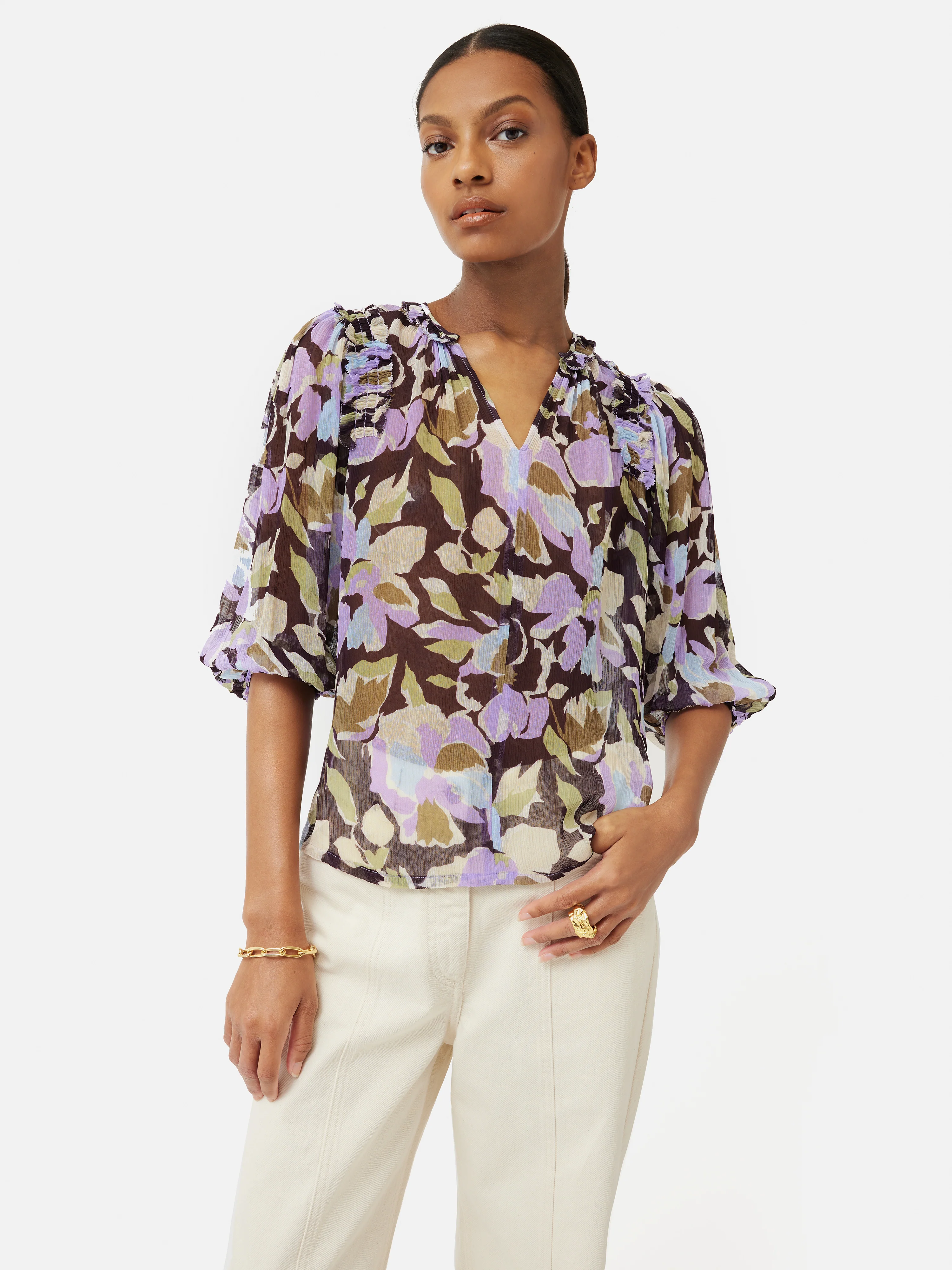Graphic Pansy Crinkle Top | Lilac - Image 4