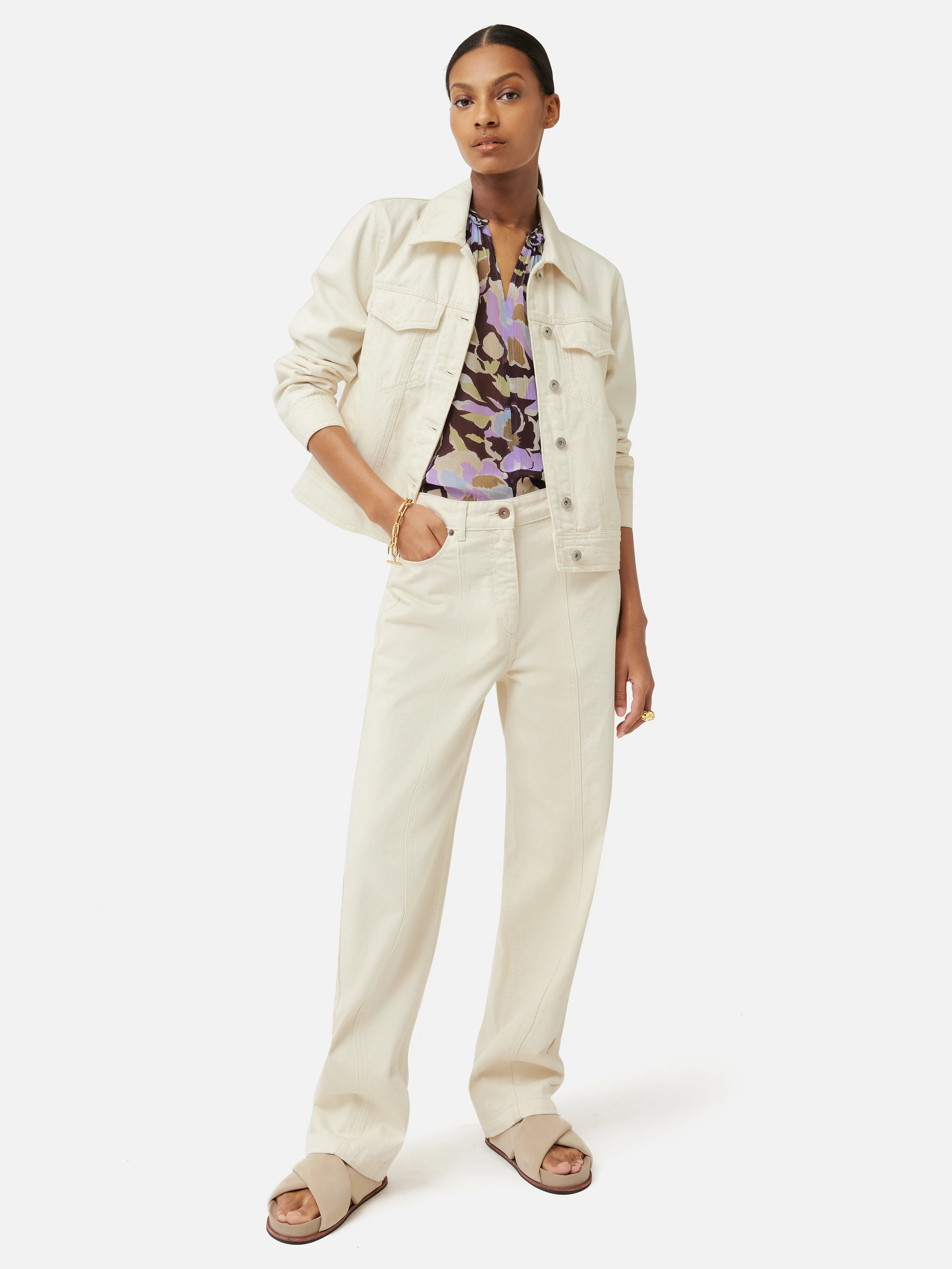Graphic Pansy Crinkle Top | Lilac - Image 6
