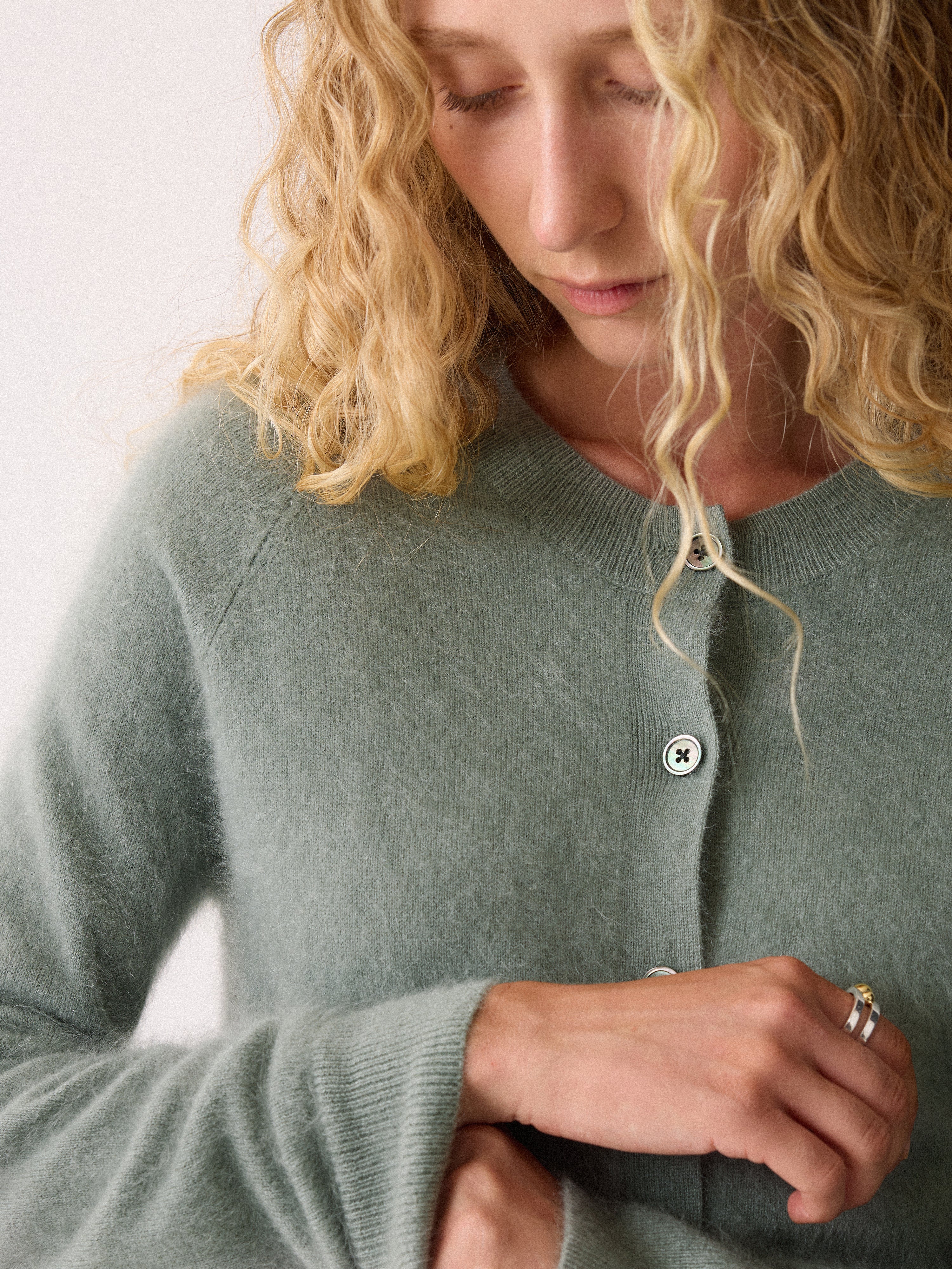 Halo Cashmere Cardigan | Green - Image 2