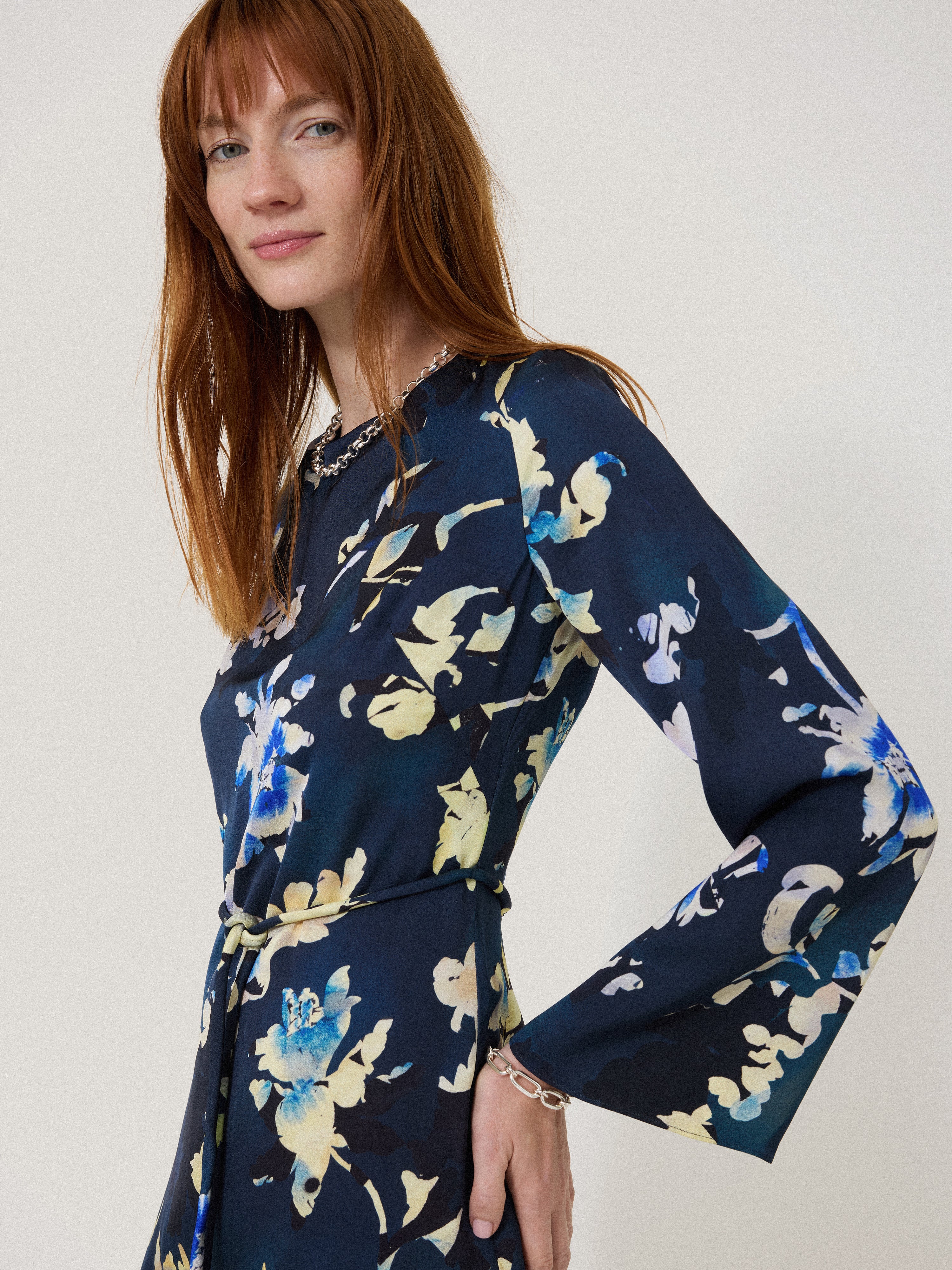 Hidden Floral Satin Dress | Navy - Image 2