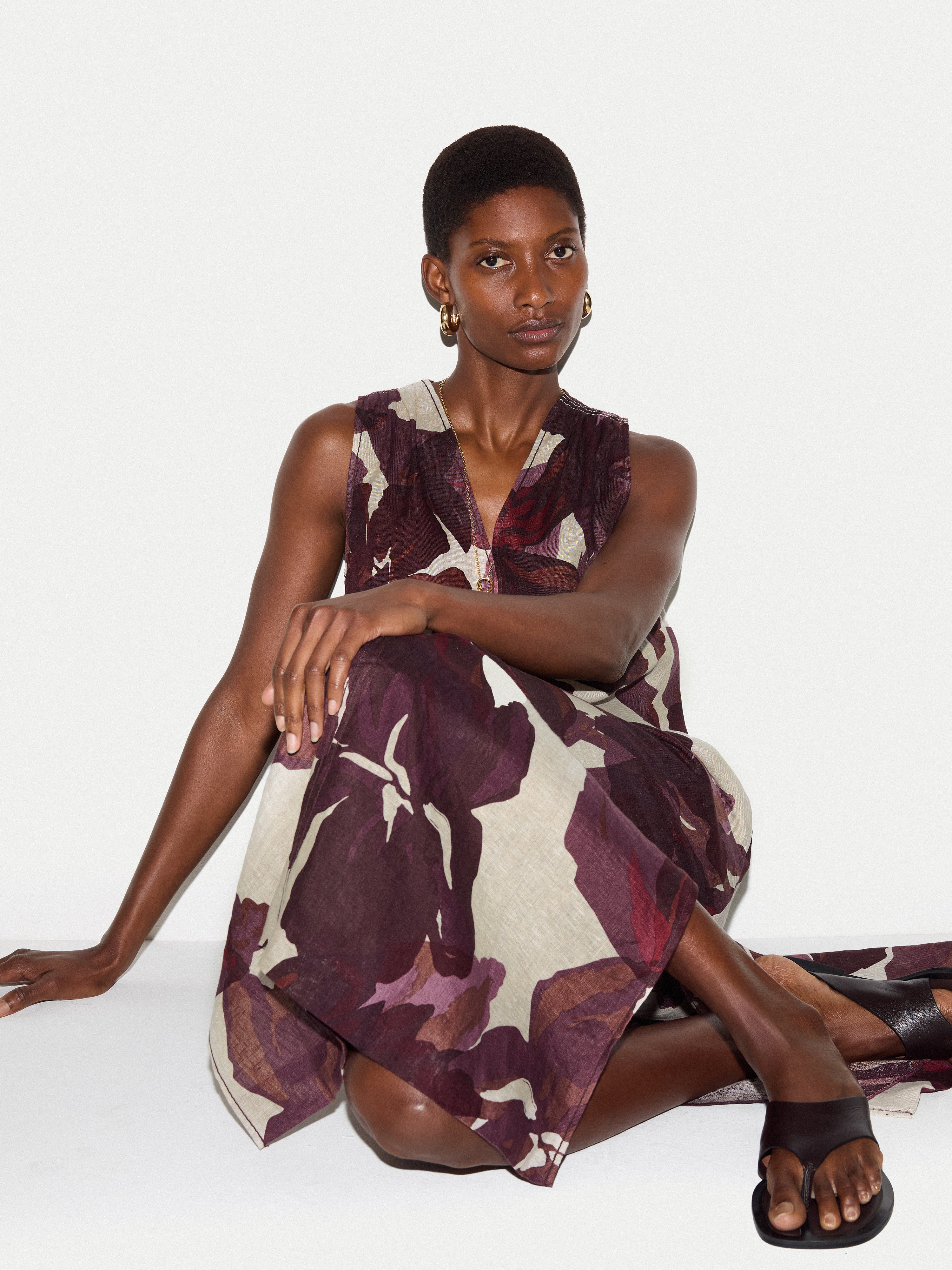 Iris Leaf Linen Dress | Burgundy - Image 2