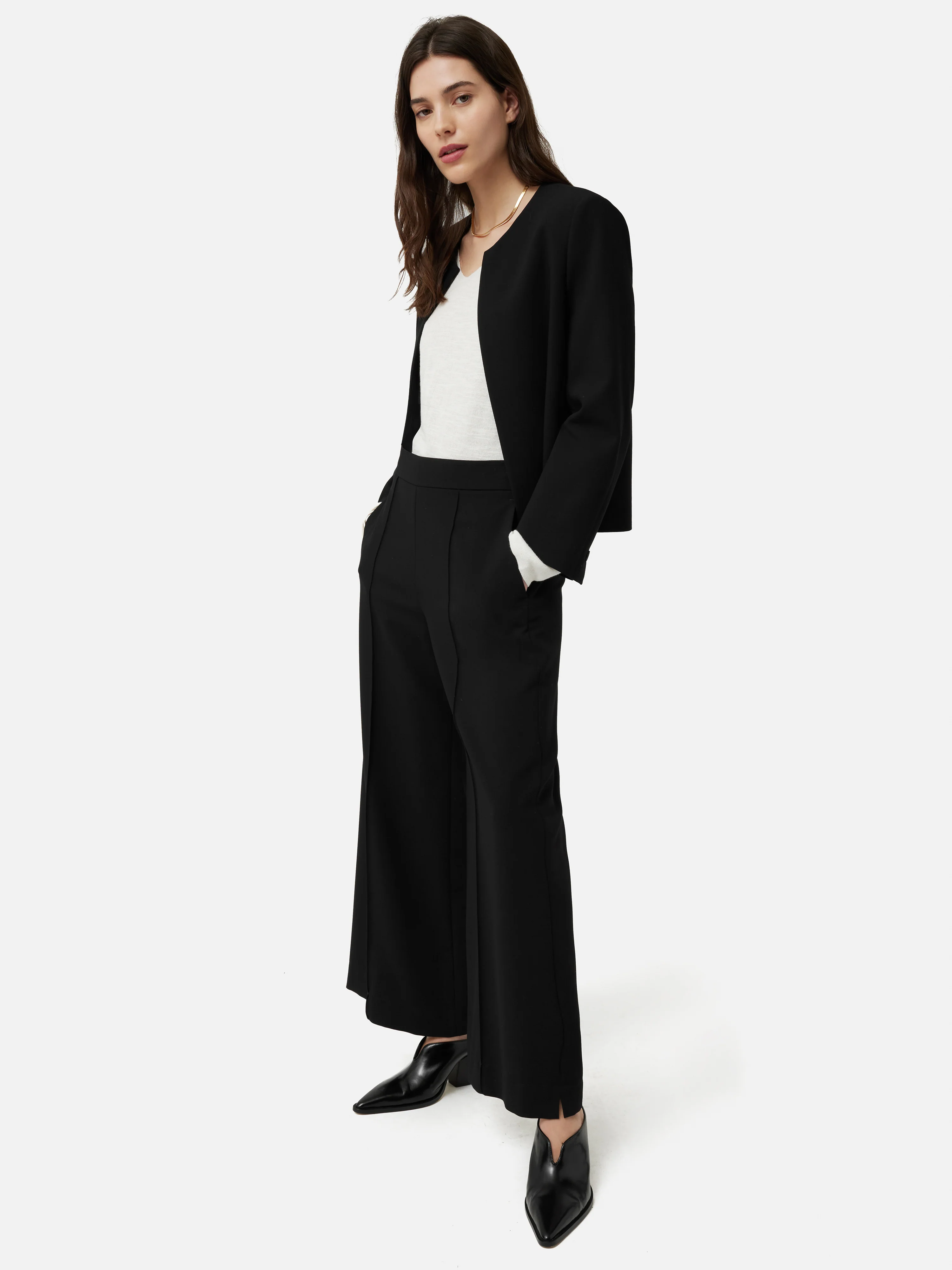 Italian Modern Crepe Short Jacket | Black - Image 3