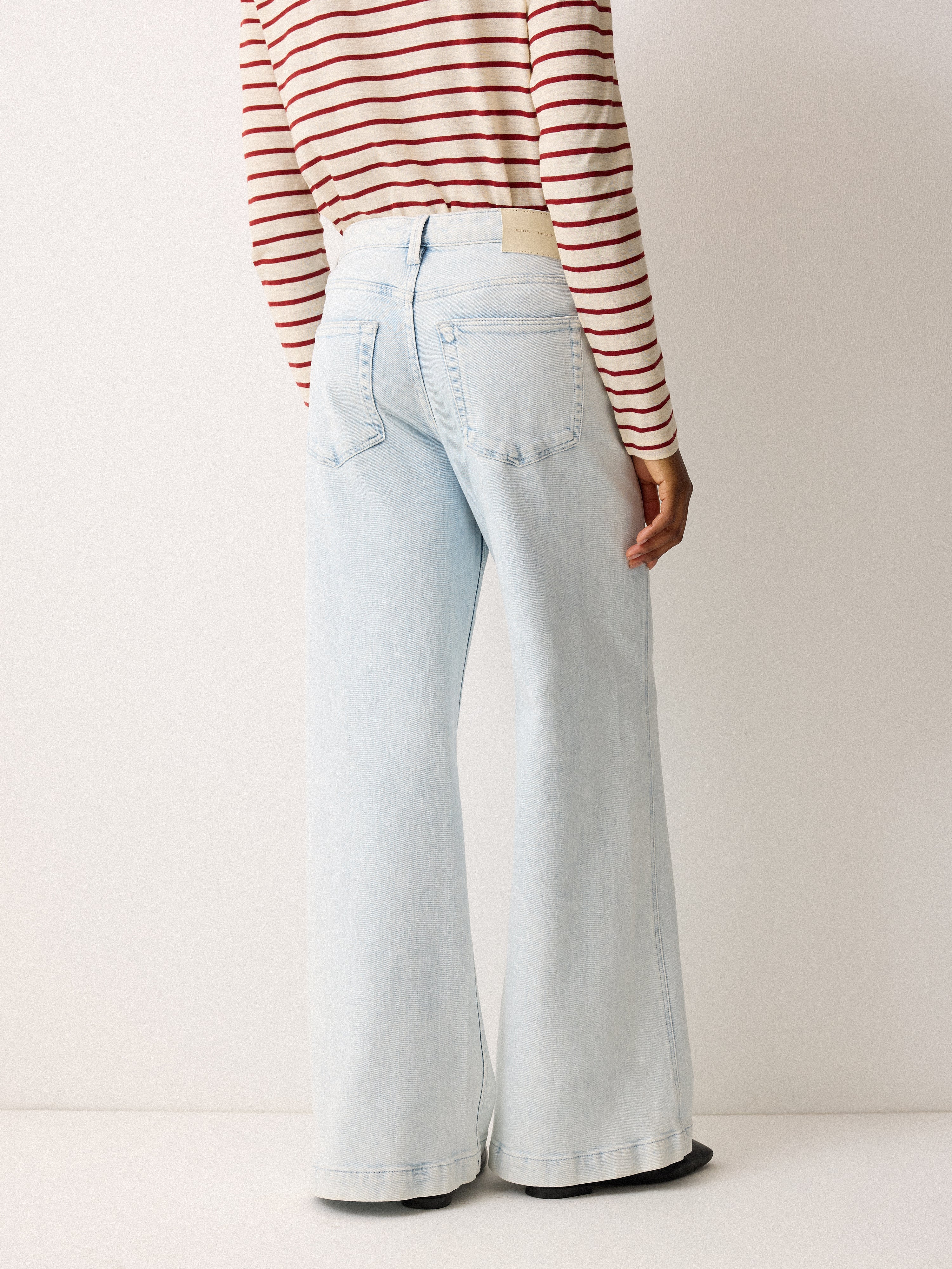 Keller Seam Detail Jean | Light Blue Wash - Image 4