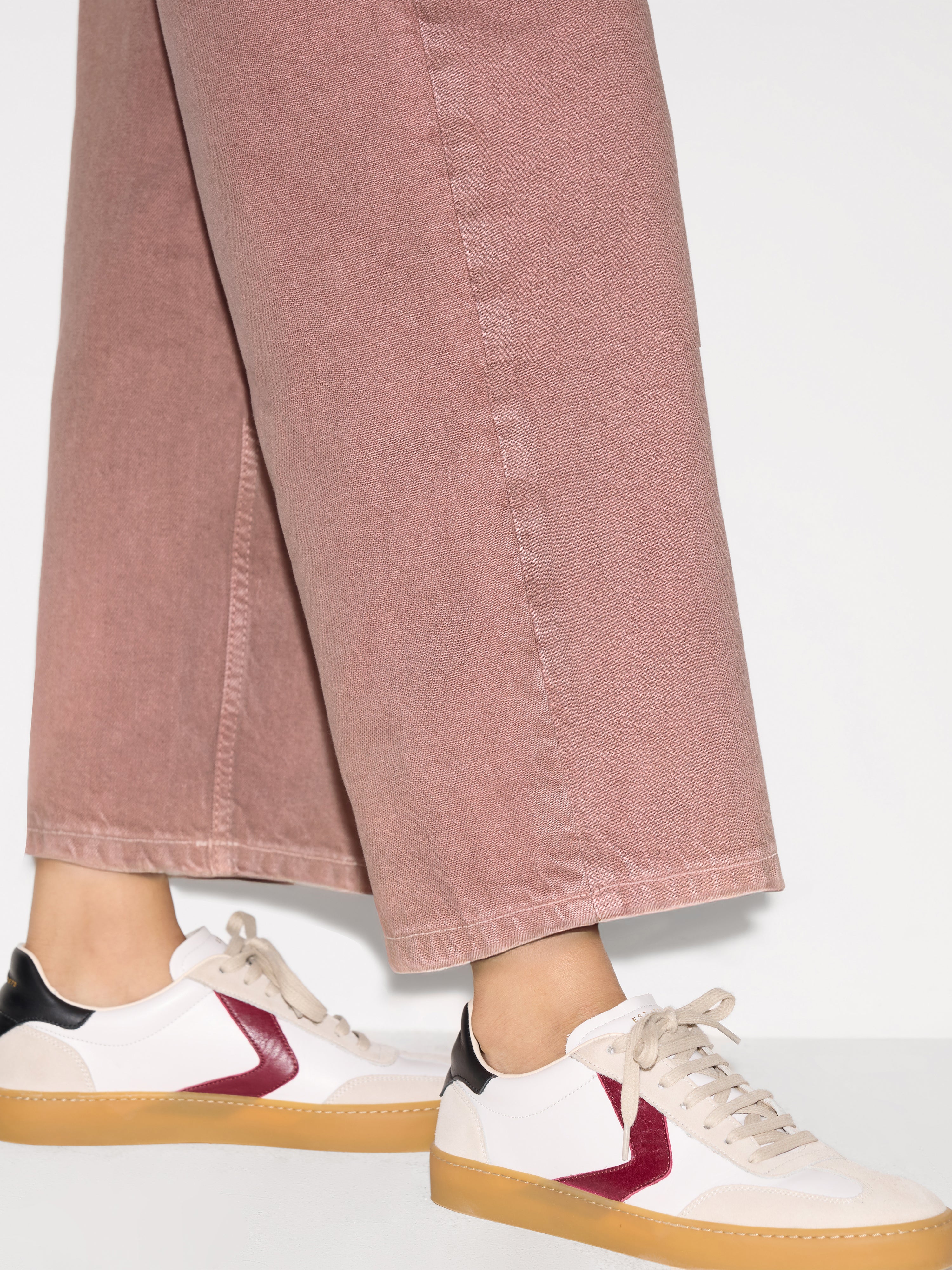 Kensington Barrel Leg Jean | Washed Pink - Image 2