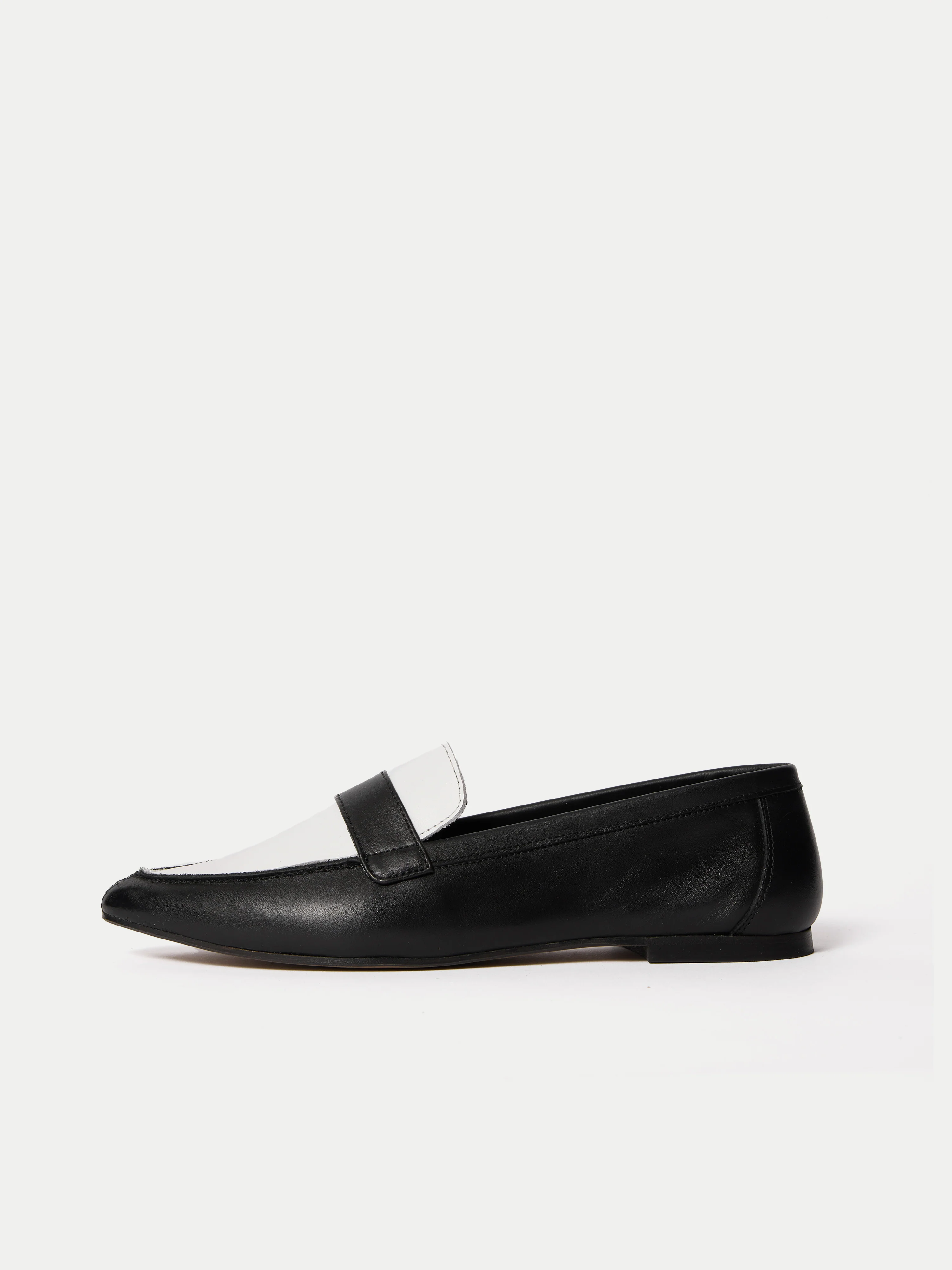 Leather Contrast Loafer | Monochrome - Image 6