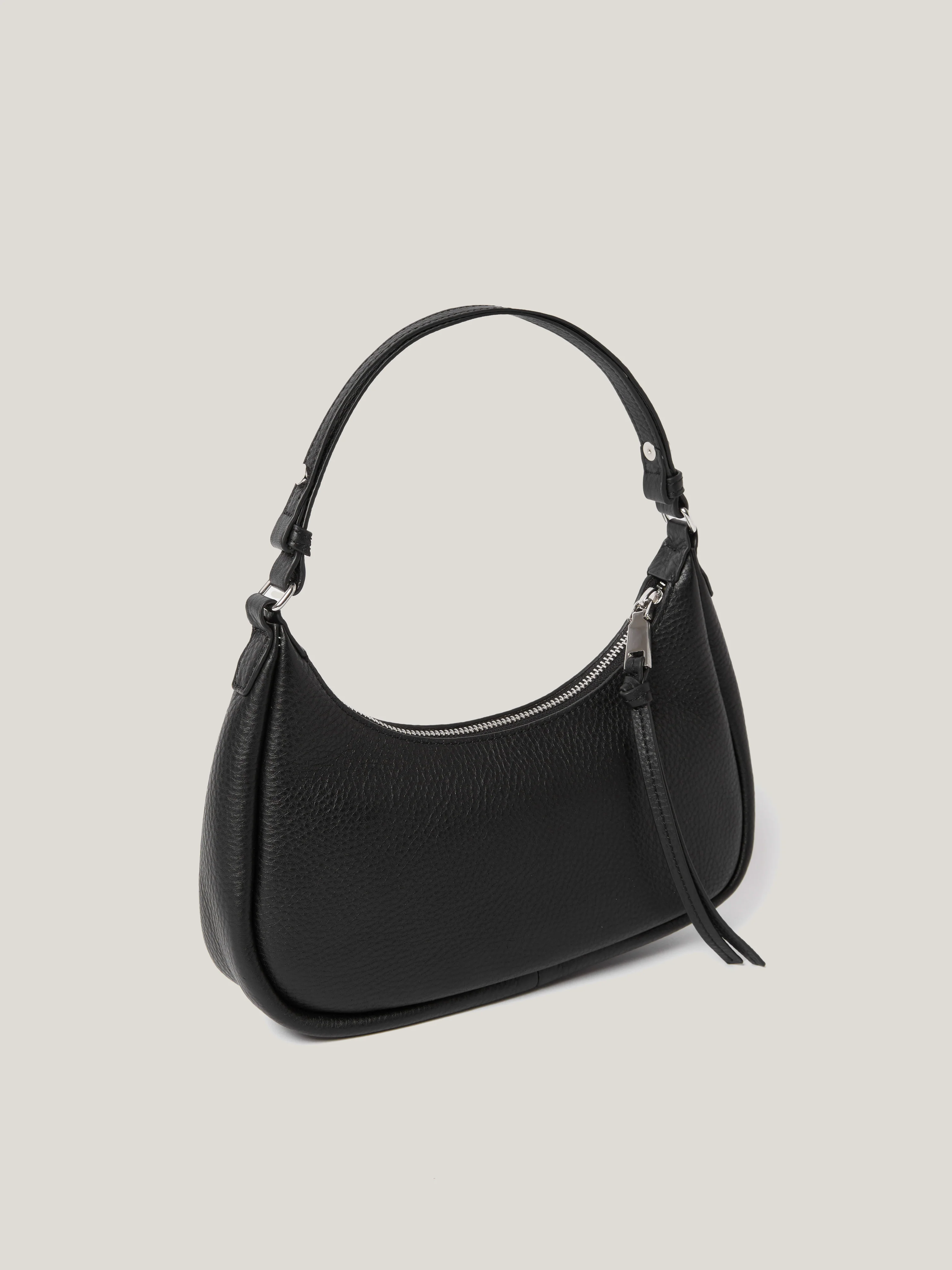 Leather Crescent Shoulder Bag | Black - Image 4