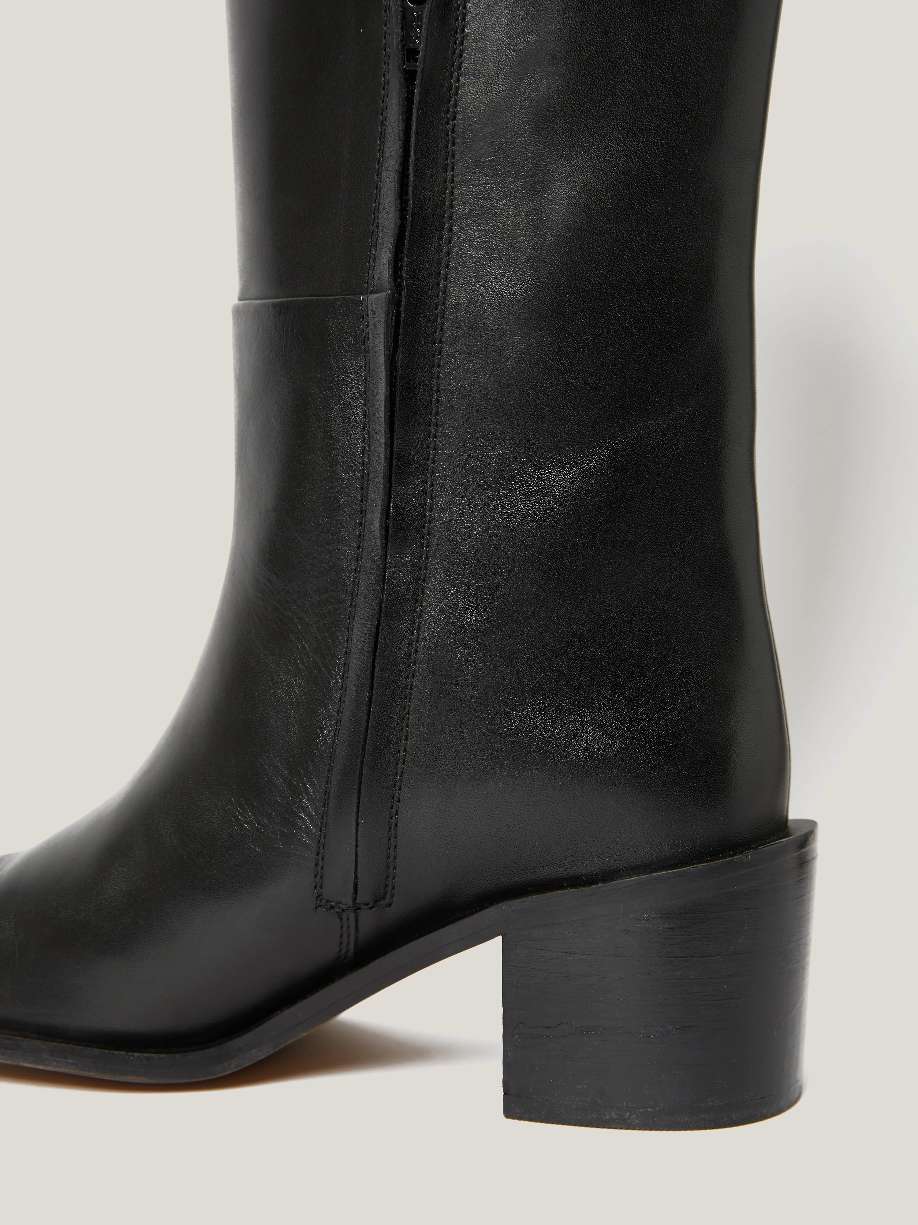 Leather Heeled Riding Boot | Black - Image 3