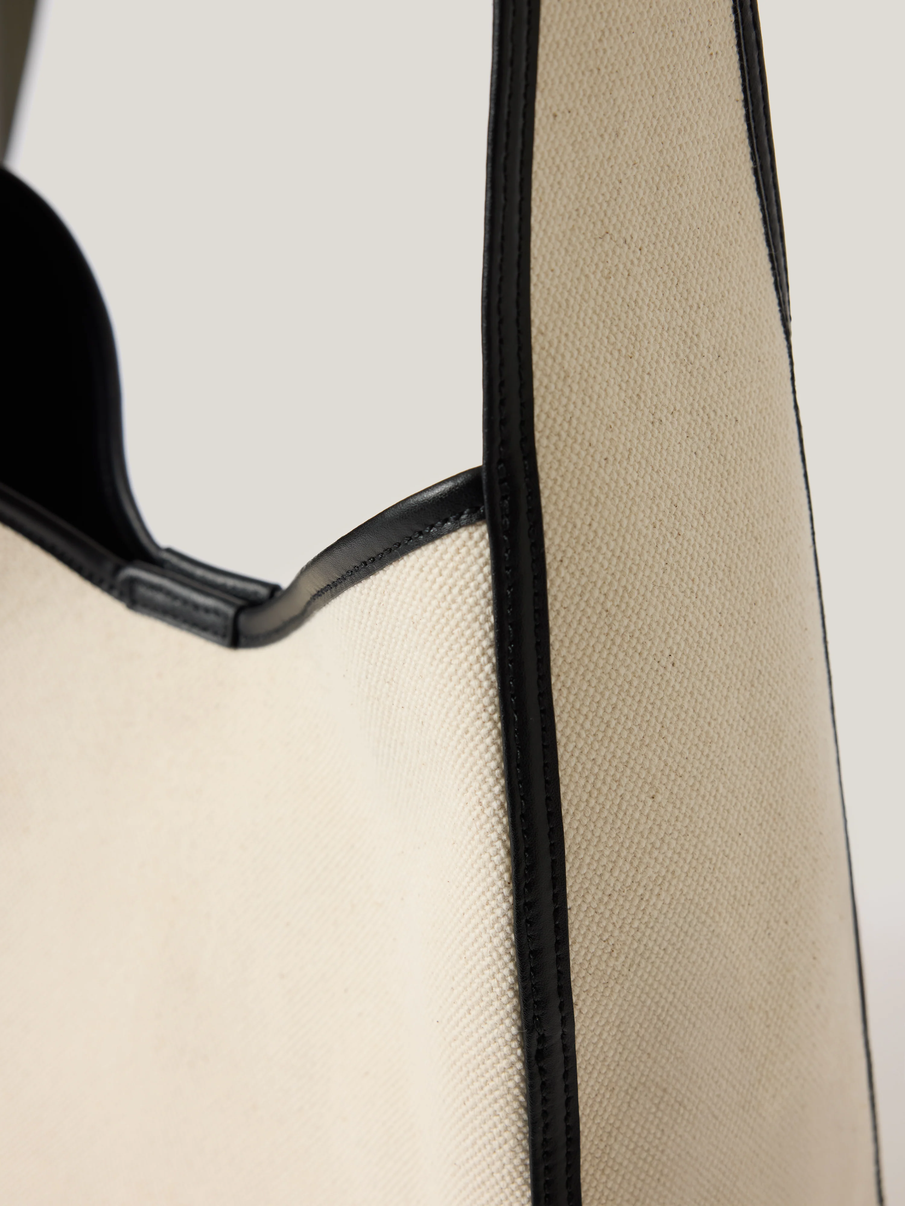 Leather Trim Canvas Heckfield | Natural - Image 2