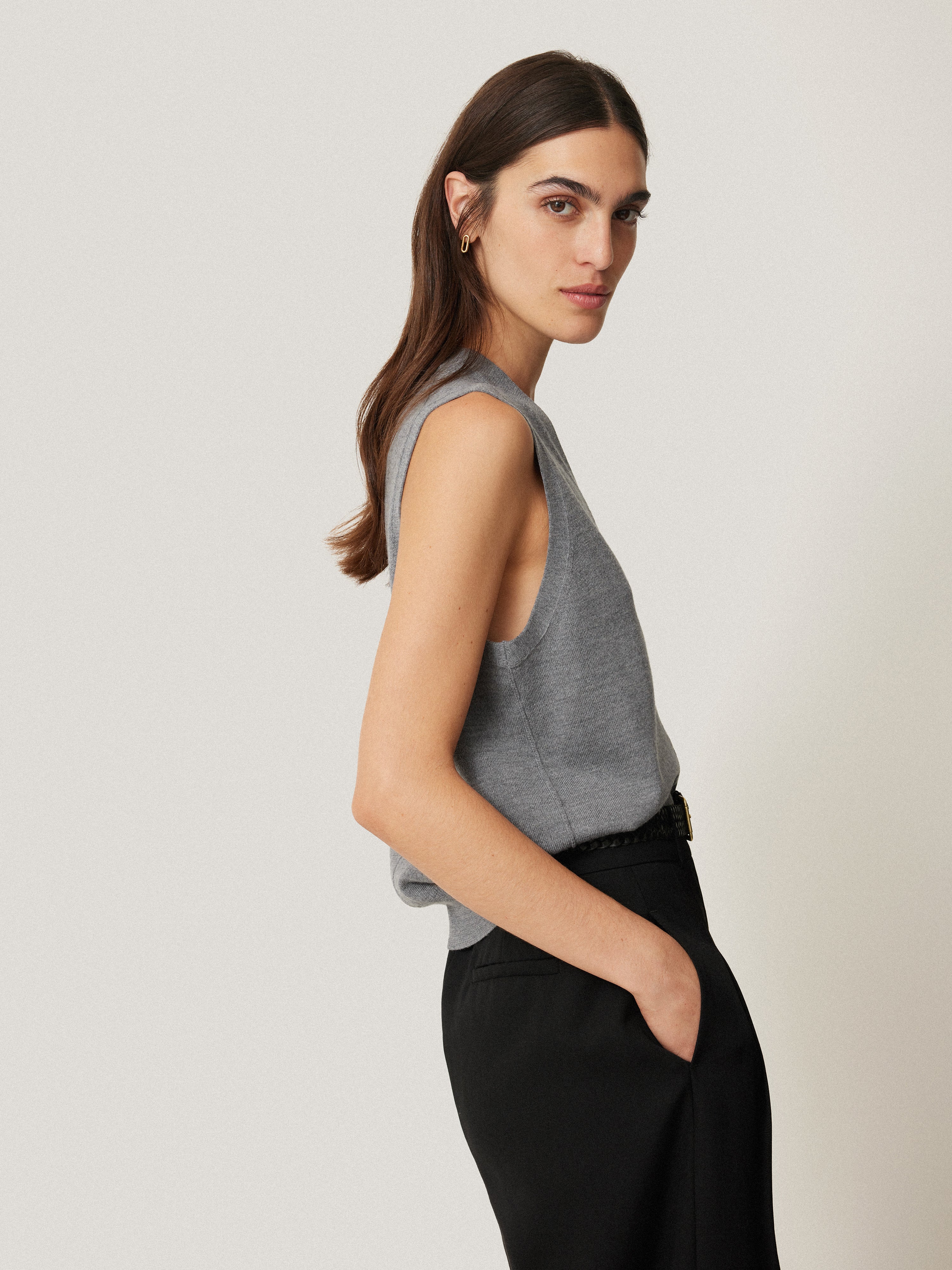 Lightweight Merino Waistcoat | Grey - Image 4