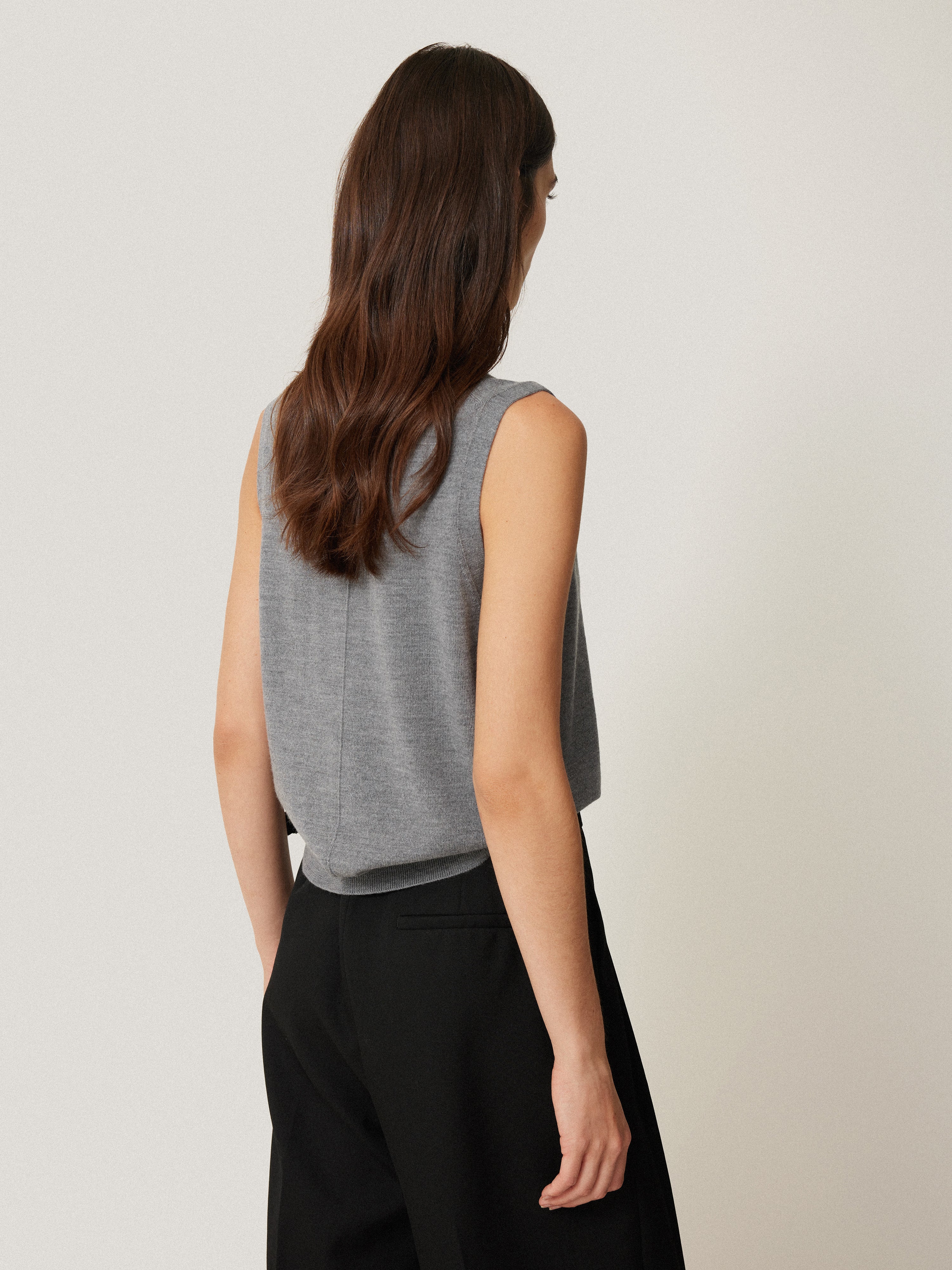 Lightweight Merino Waistcoat | Grey - Image 5