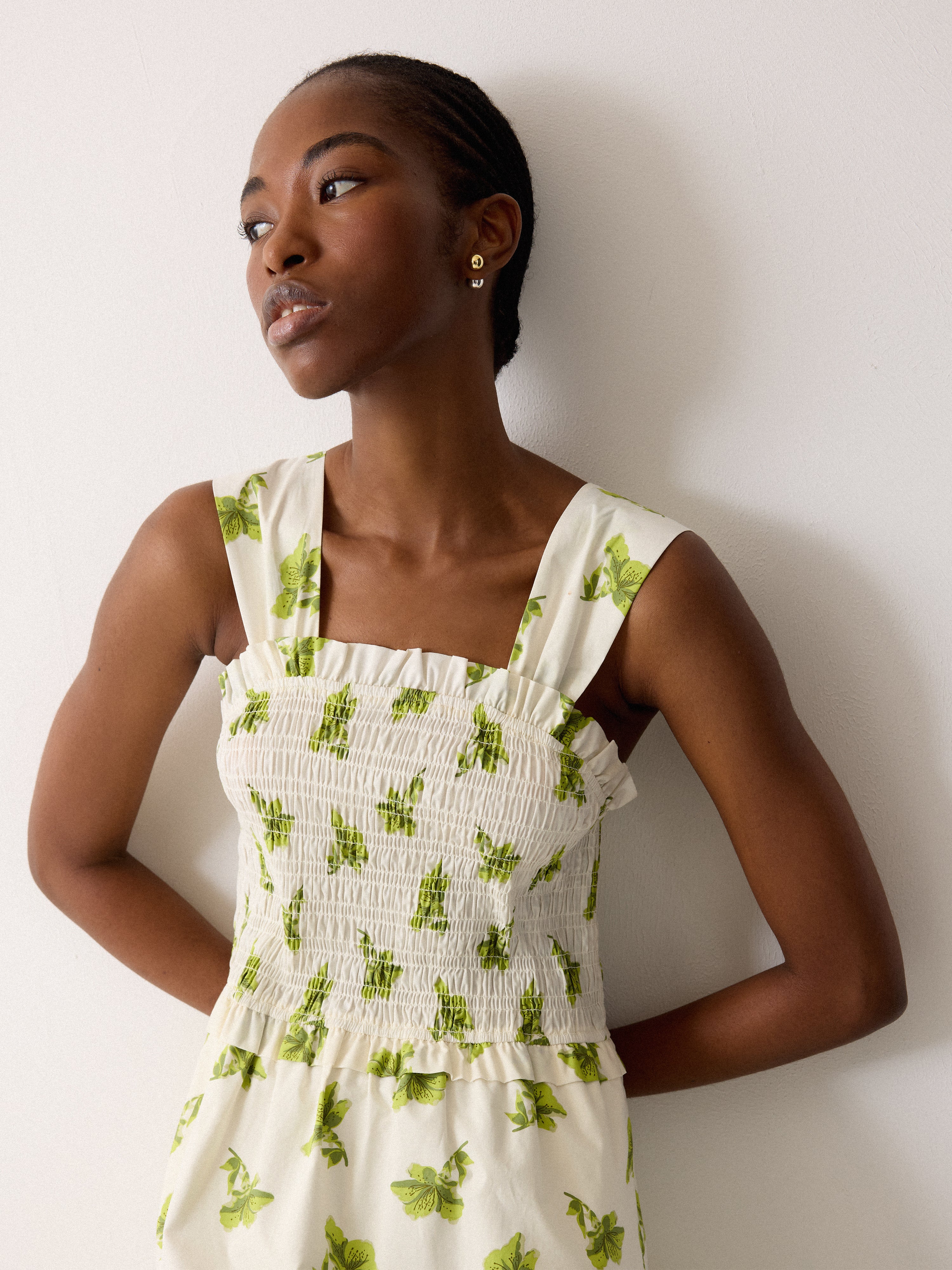 Lily Smocked Dress | Green - Image 2