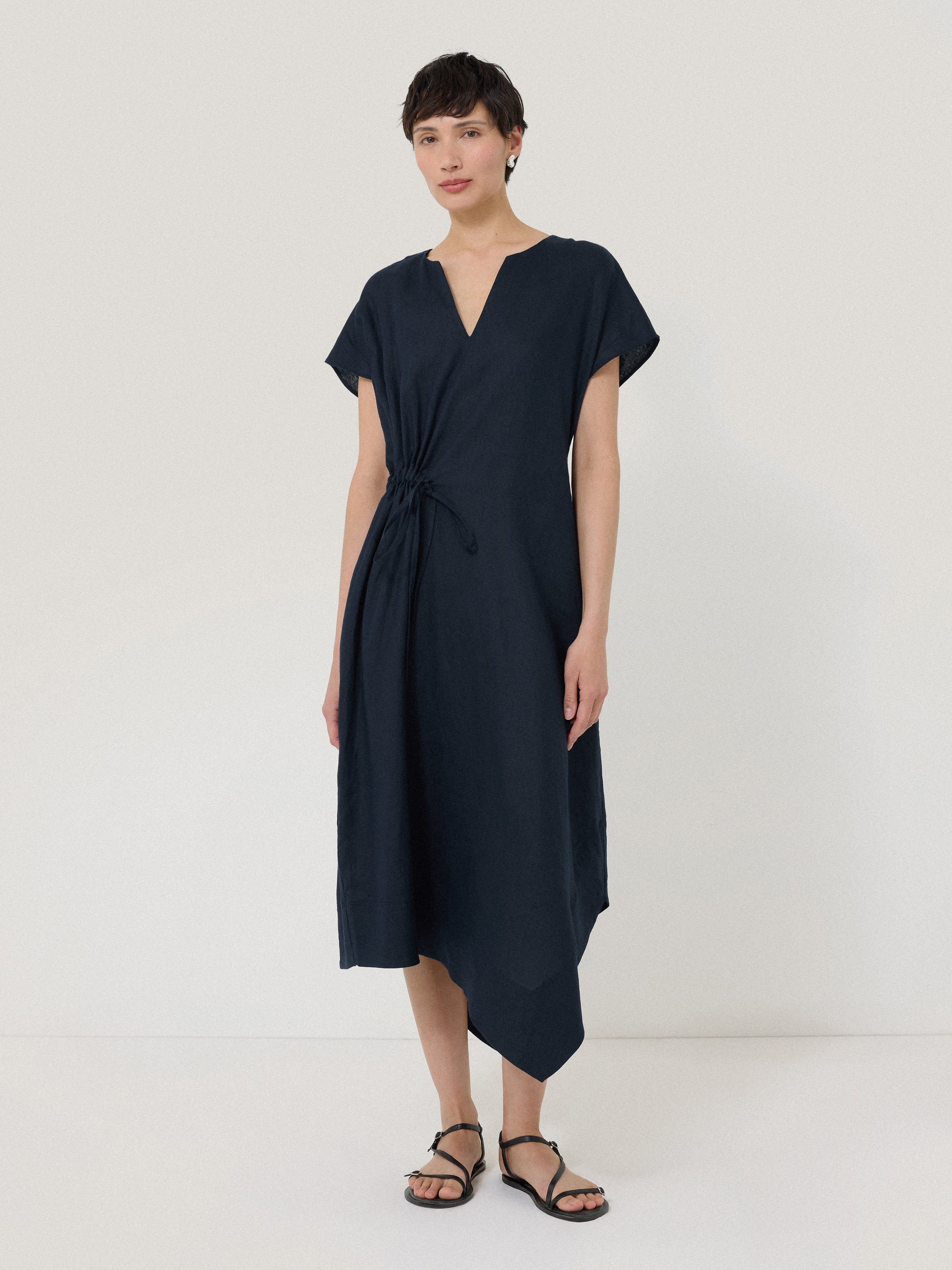 Linen Channel Midi Dress | Navy - Image 4