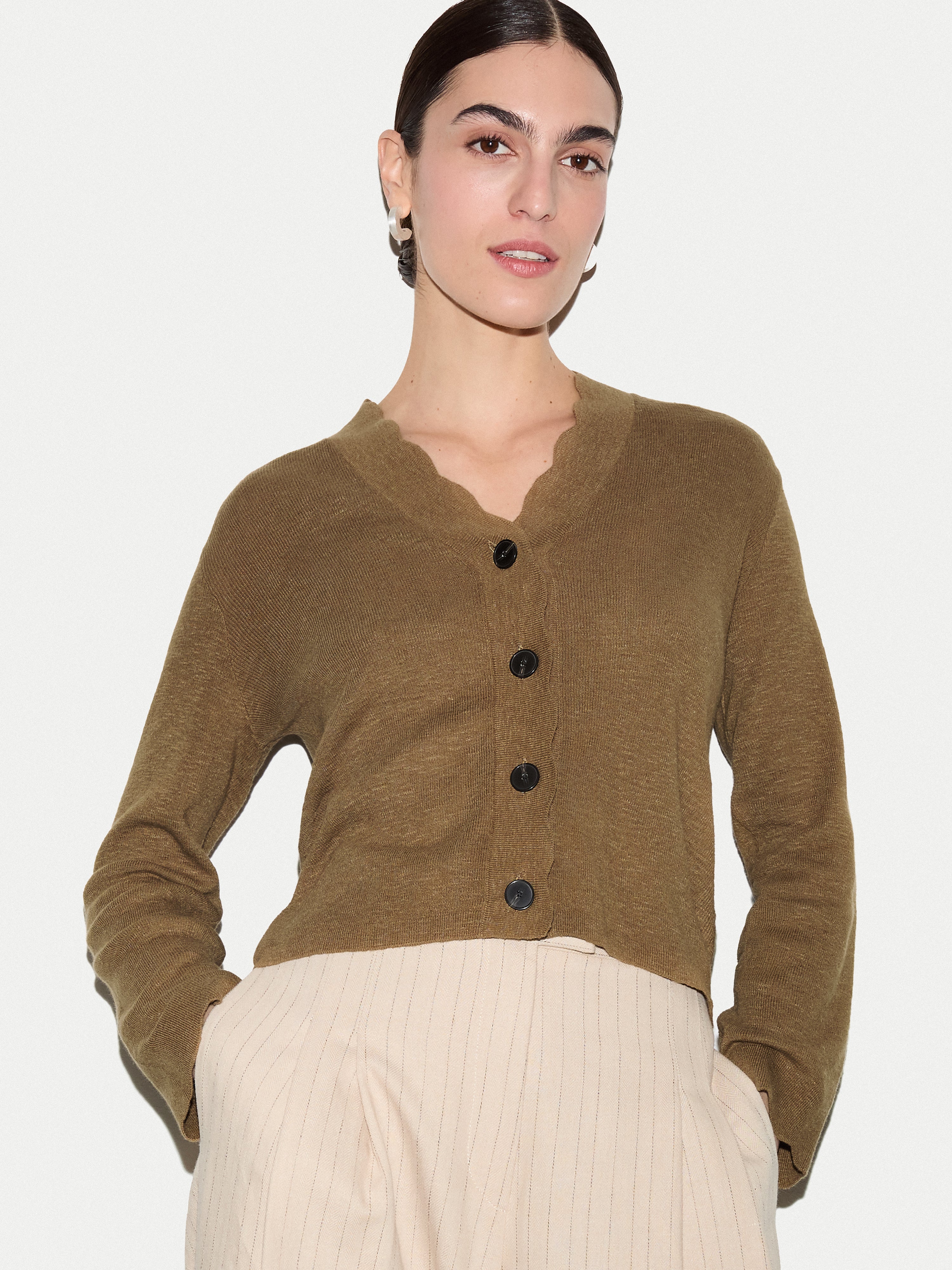 Linen Cotton Scallop Cardigan | Khaki