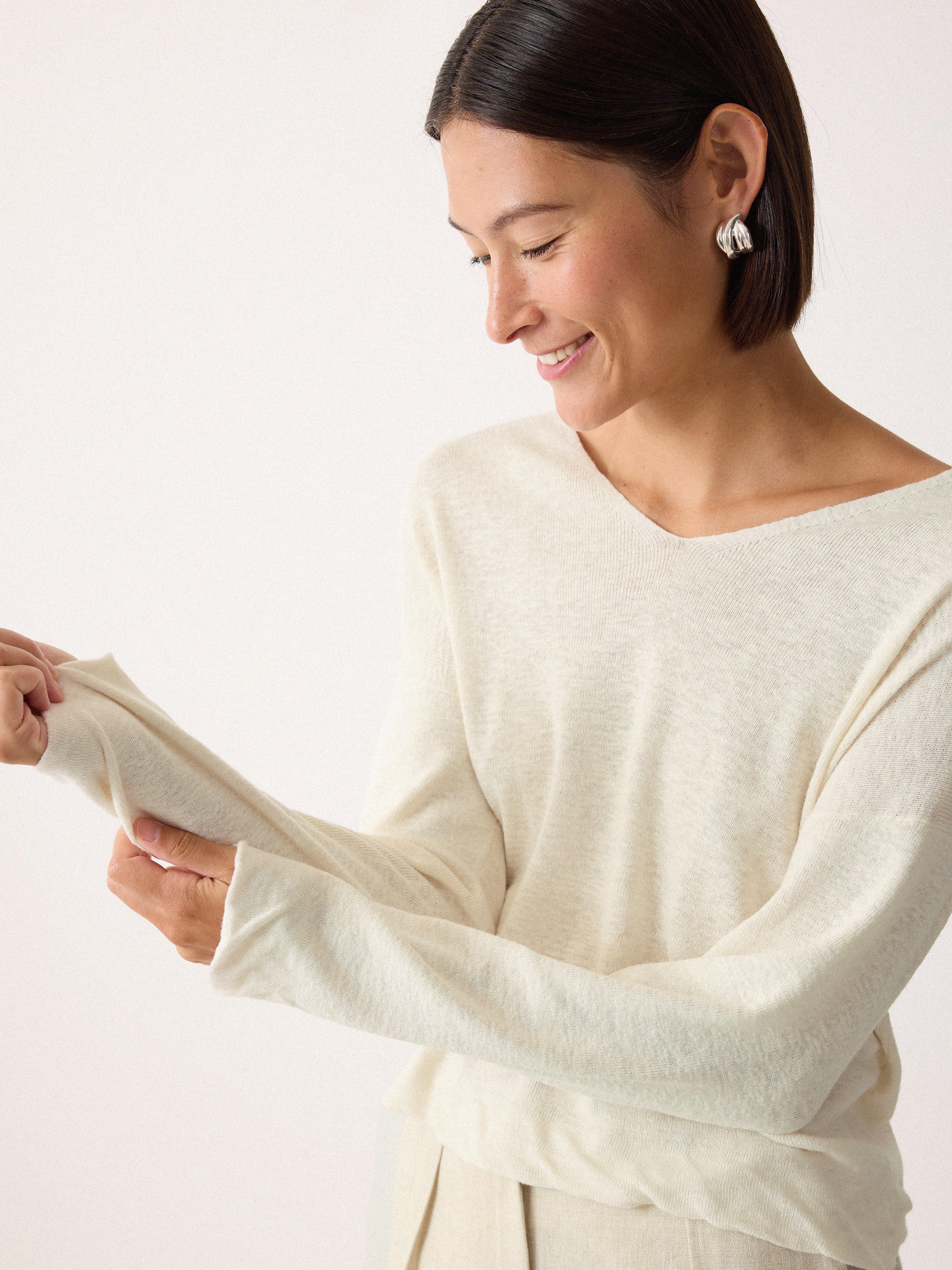 Linen Cotton Twist Hem Jumper | Ivory - Image 4